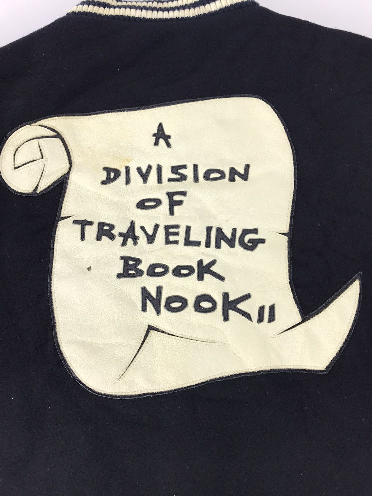Vintage Vintage Kuumba A Division Traveling Book Nook Varsity Wool Size US L / EU 52-54 / 3 - 8 Thumbnail