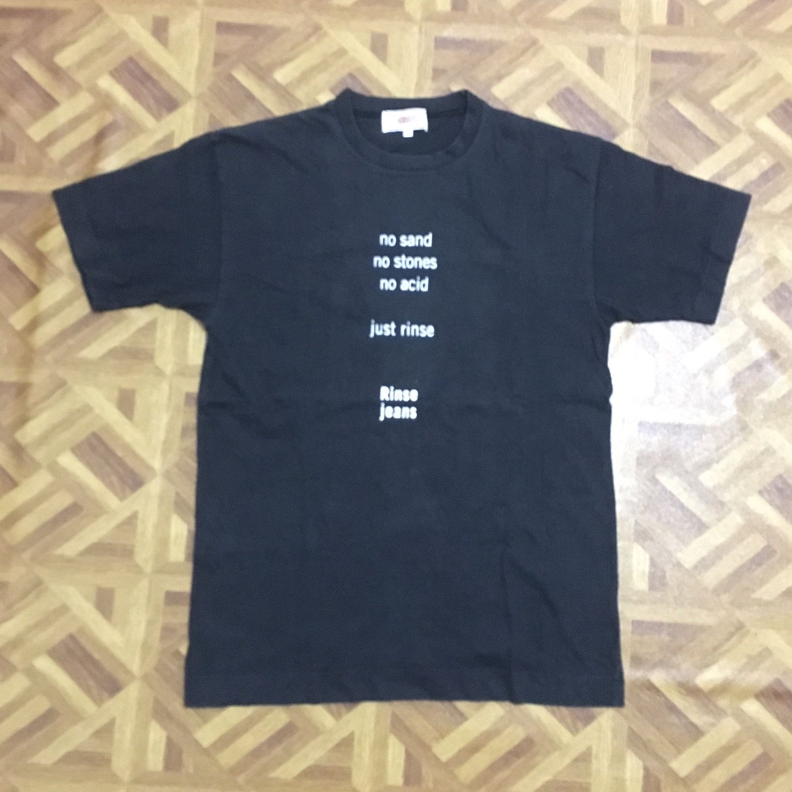 Guess Laetitia CastaPhotography by Dah Len t shirt 1997 Size US M / EU 48-50 / 2 - 1 Thumbnail