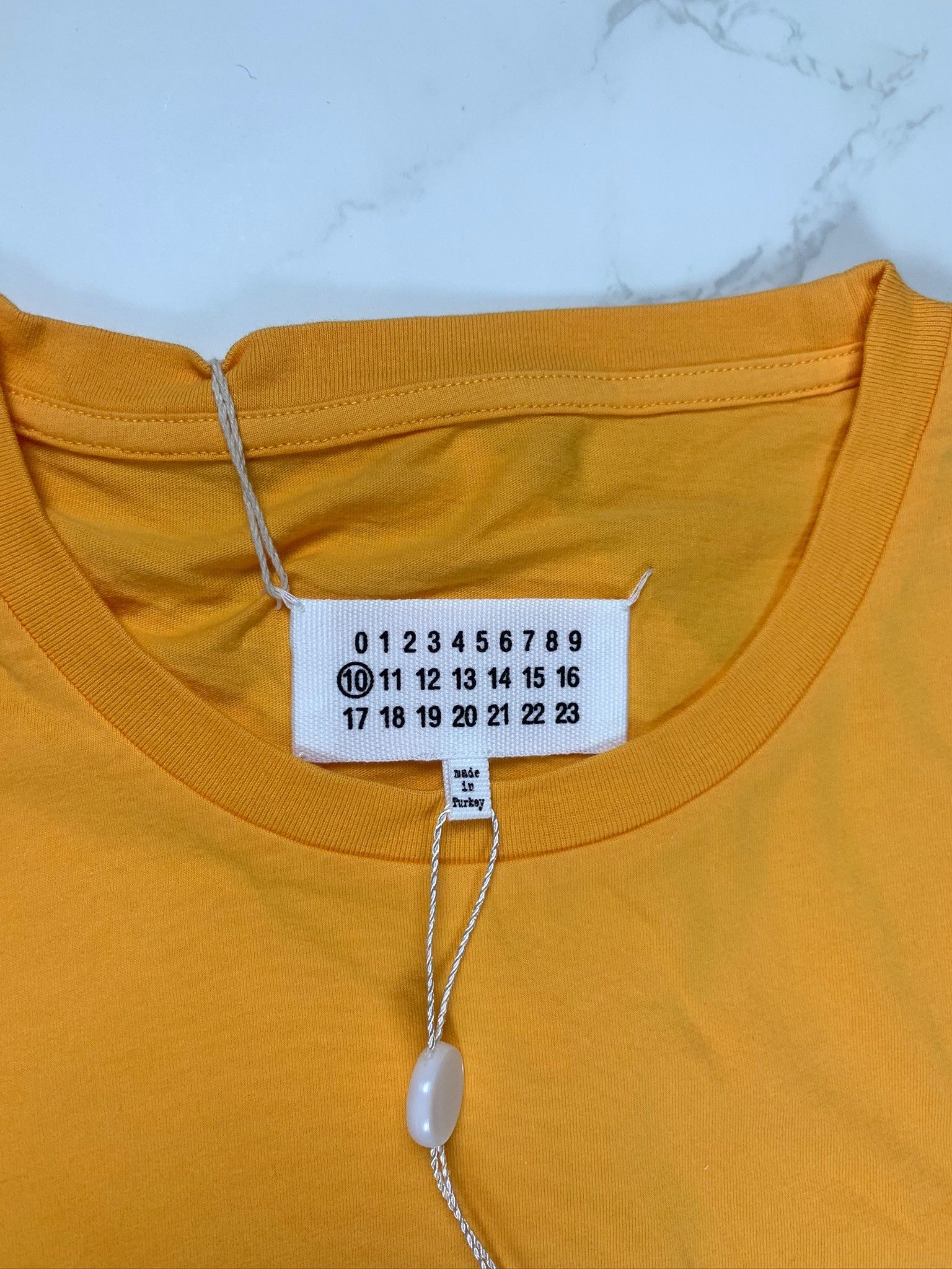 Maison Margiela Maison Margiela Yellow Crew Neck Tee Size US S / EU 44-46 / 1 - 11 Thumbnail
