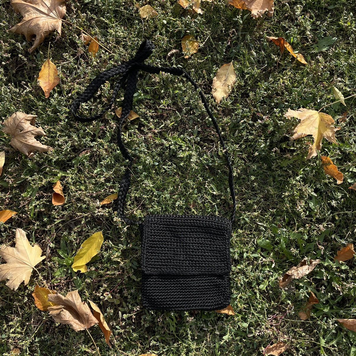 Vintage Vintage Y2K Black Knit Crossbody Bag Streetwear Grail OS Size ONE SIZE - 1 Thumbnail