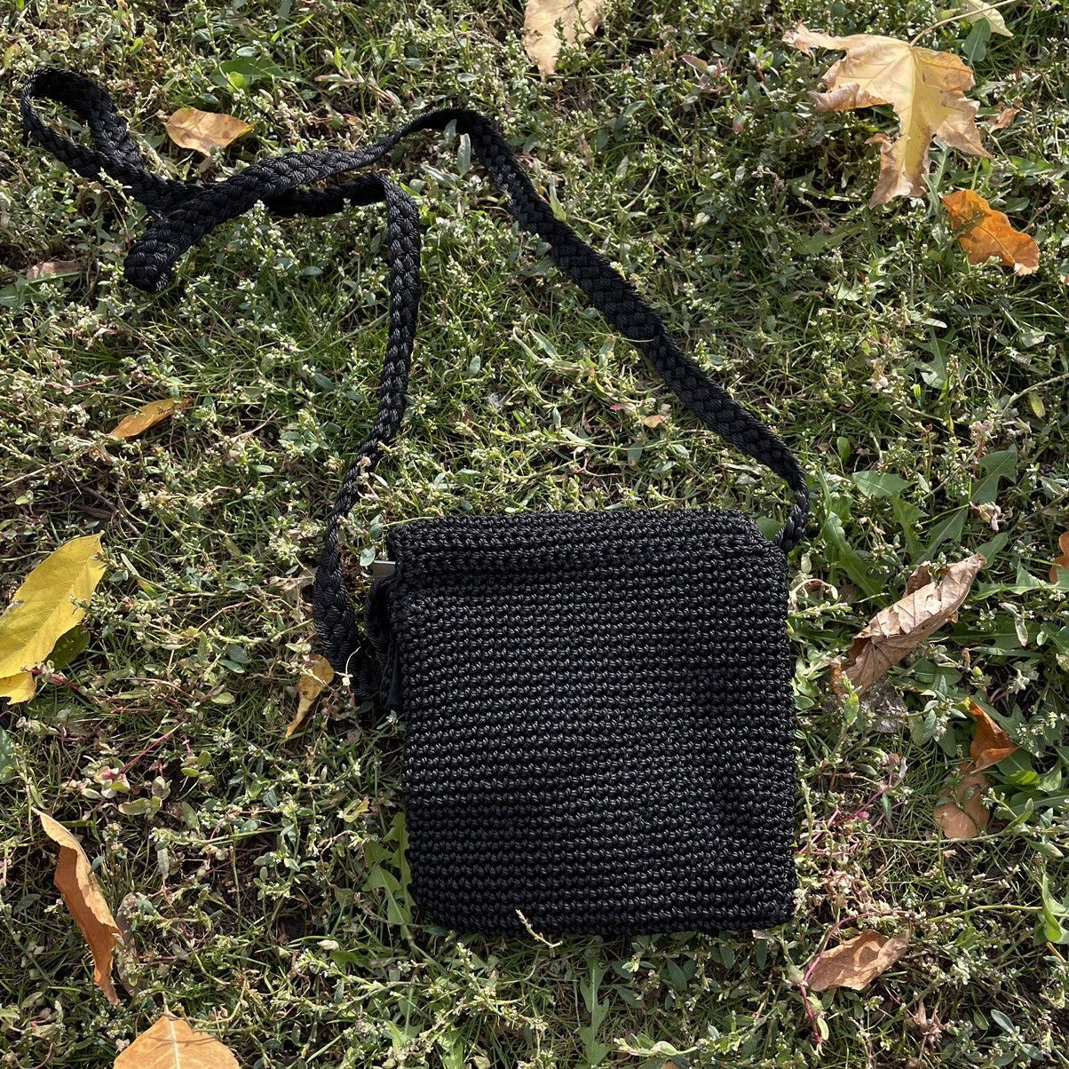 Vintage Vintage Y2K Black Knit Crossbody Bag Streetwear Grail OS Size ONE SIZE - 5 Thumbnail