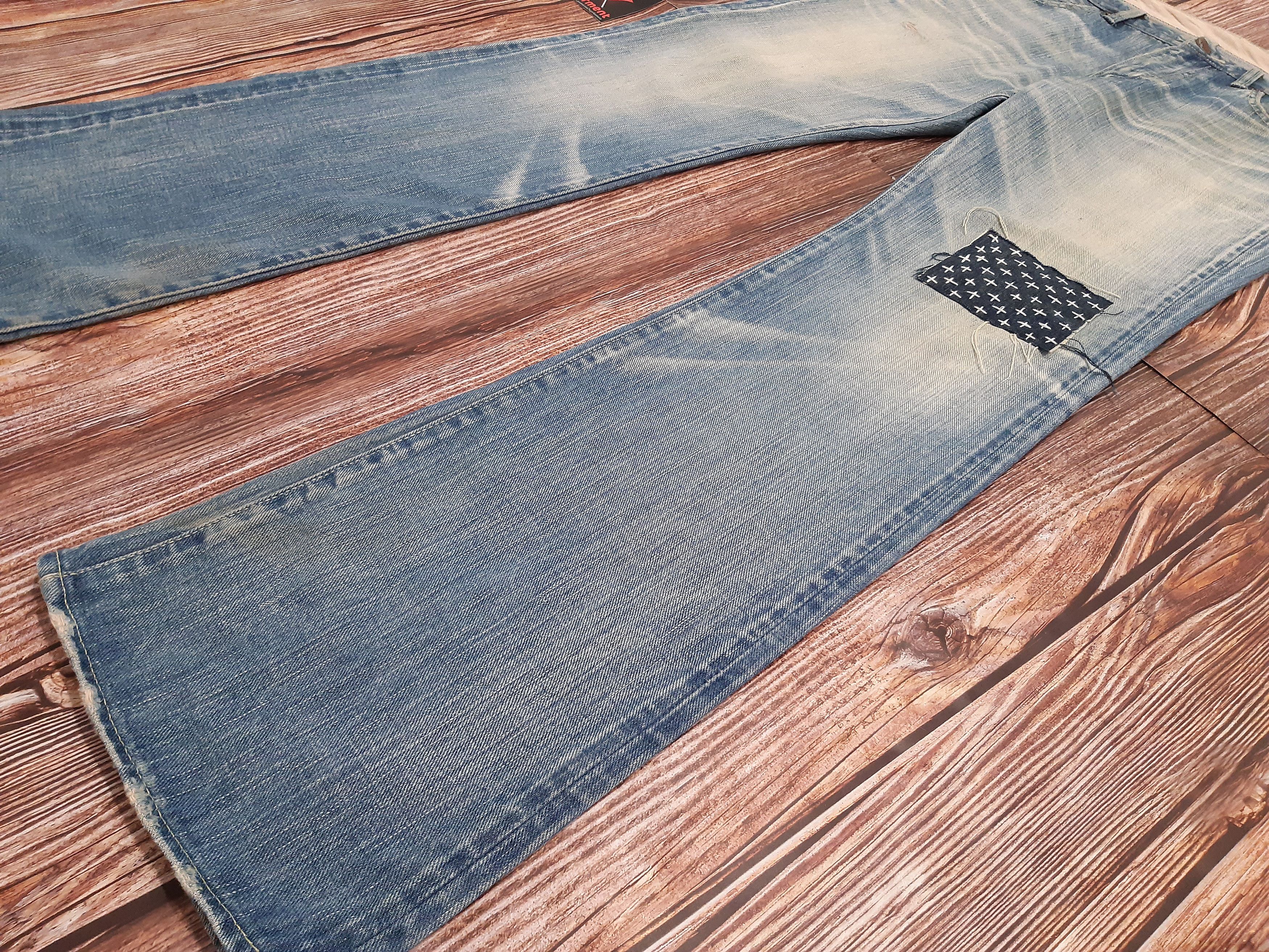 Japanese Brand Bell Bottoms Jeans Flare Japanese Sashiko Size US 34 / EU 50 - 2 Thumbnail