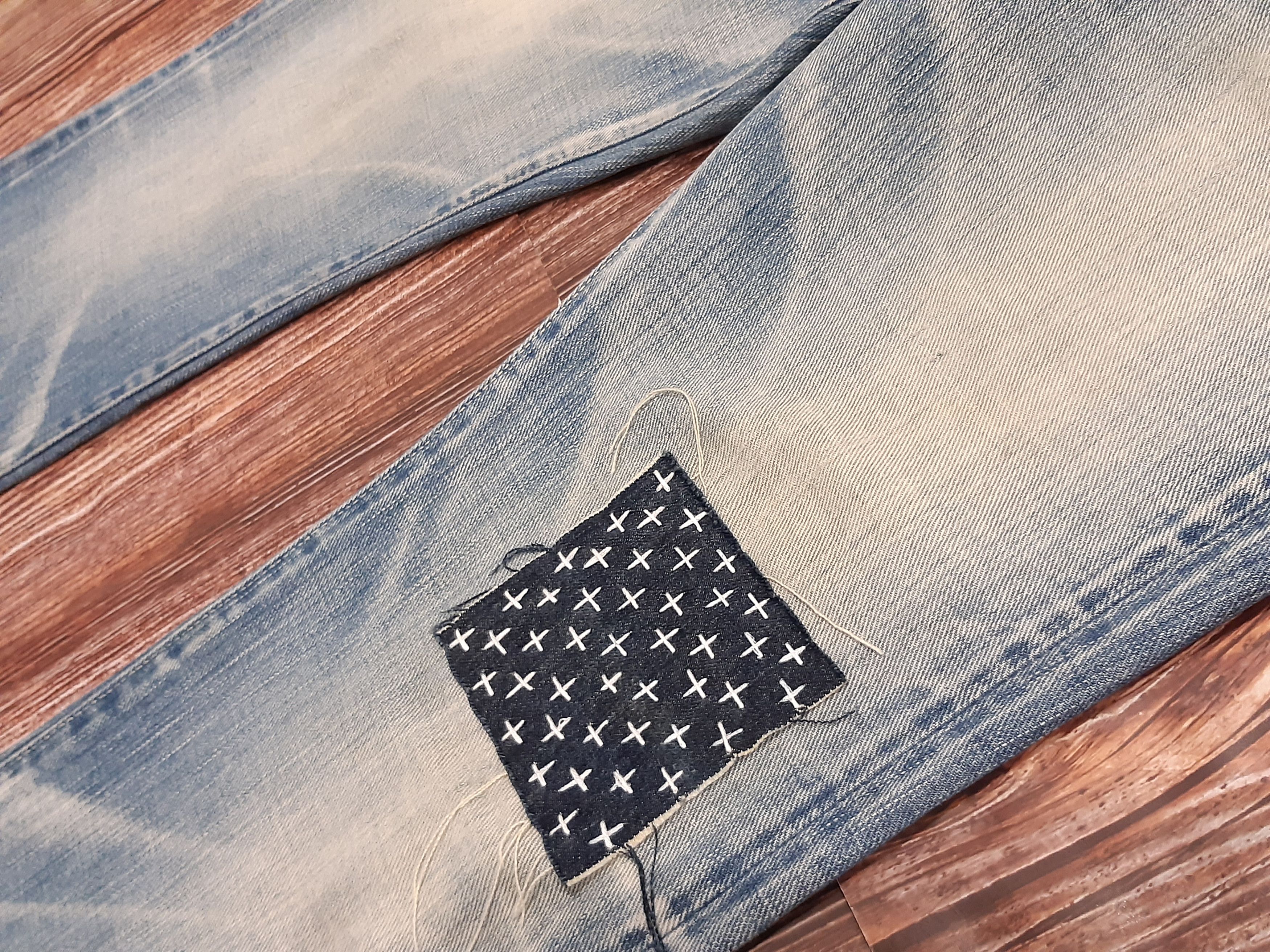 Japanese Brand Bell Bottoms Jeans Flare Japanese Sashiko Size US 34 / EU 50 - 6 Thumbnail