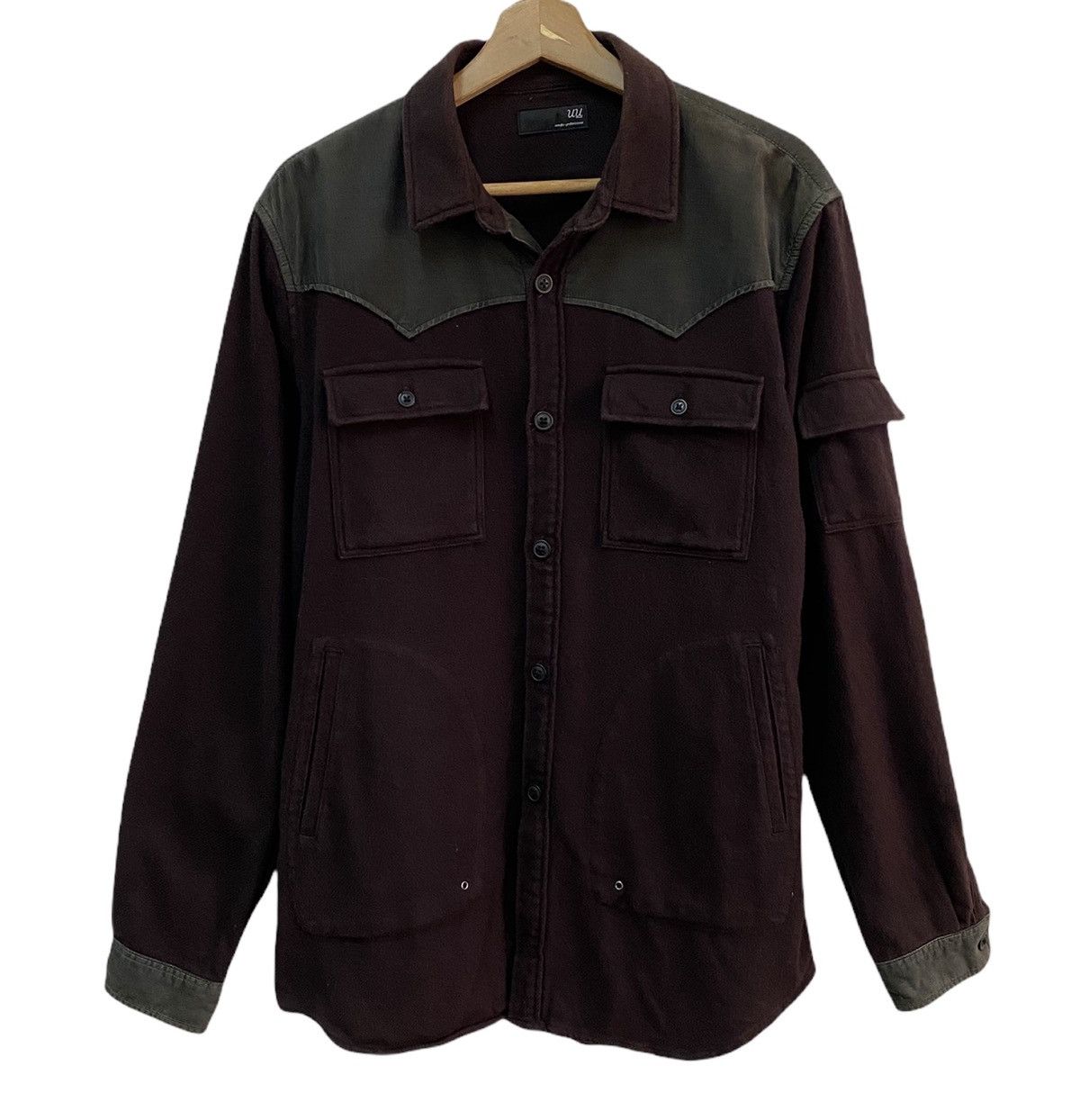 Jun Takahashi × Undercover × Uniqlo ✅NEED GONE✅UNIQLO UNDERCOVER HYBRID MULTI POCKET BUTTON UP Size US M / EU 48-50 / 2 - 1 Thumbnail