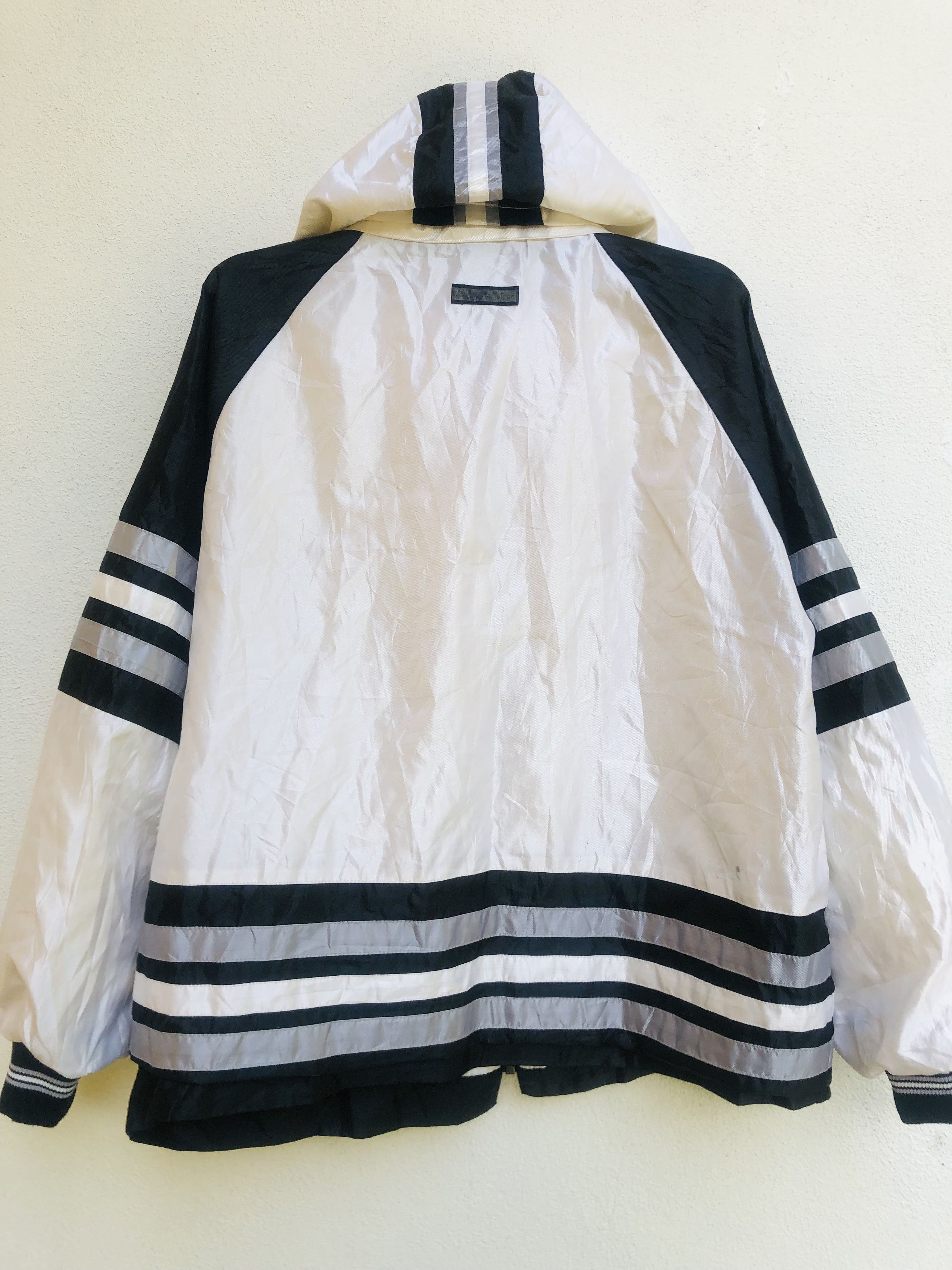 Japanese Brand × Vintage Vintage Spalding Designed Fashion Style Windbreaker Size US L / EU 52-54 / 3 - 2 Thumbnail