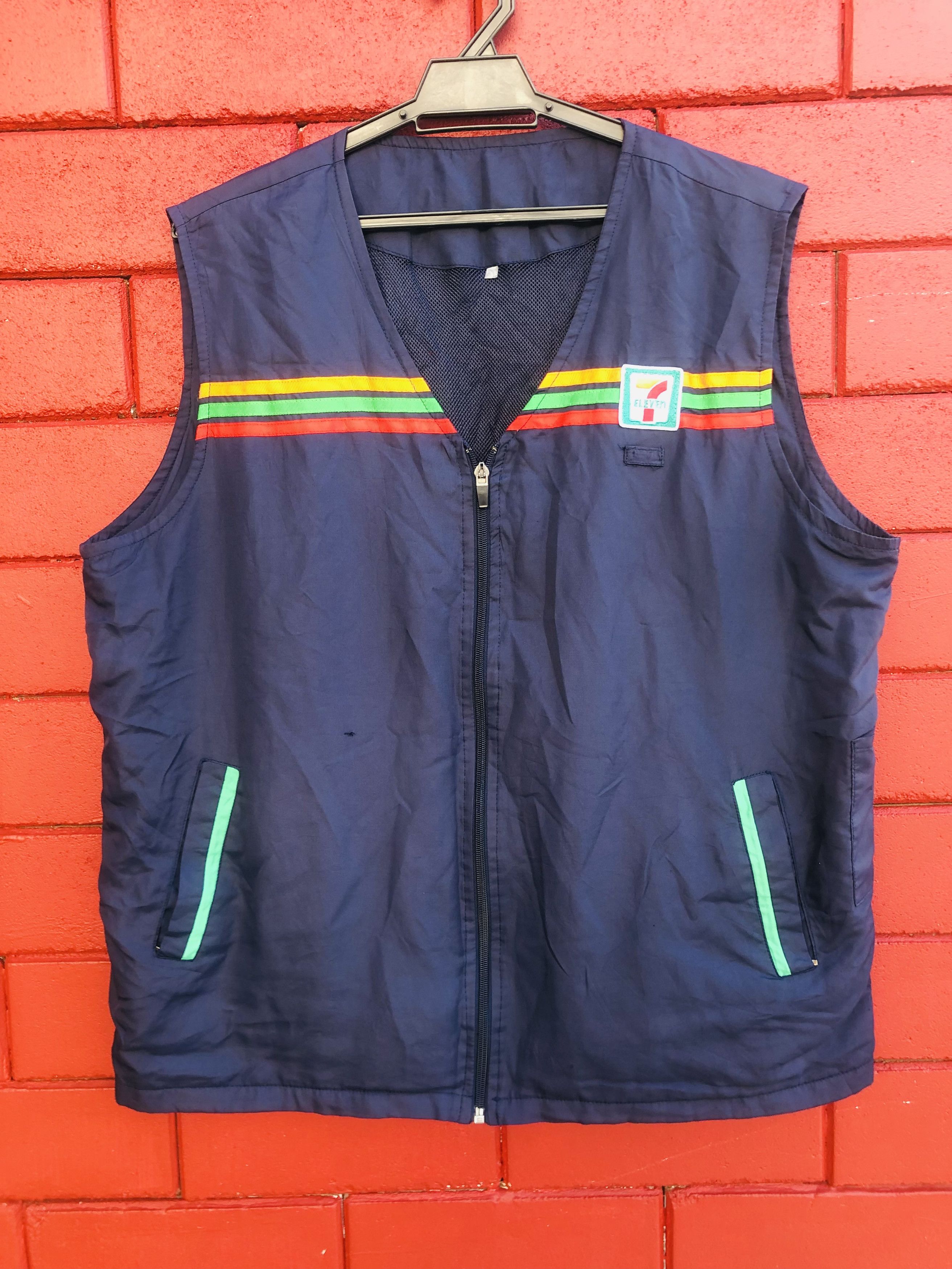 Japanese Brand × Vintage Vintage Seven Eleven 7-eleven Vest Size US L / EU 52-54 / 3 - 1 Thumbnail