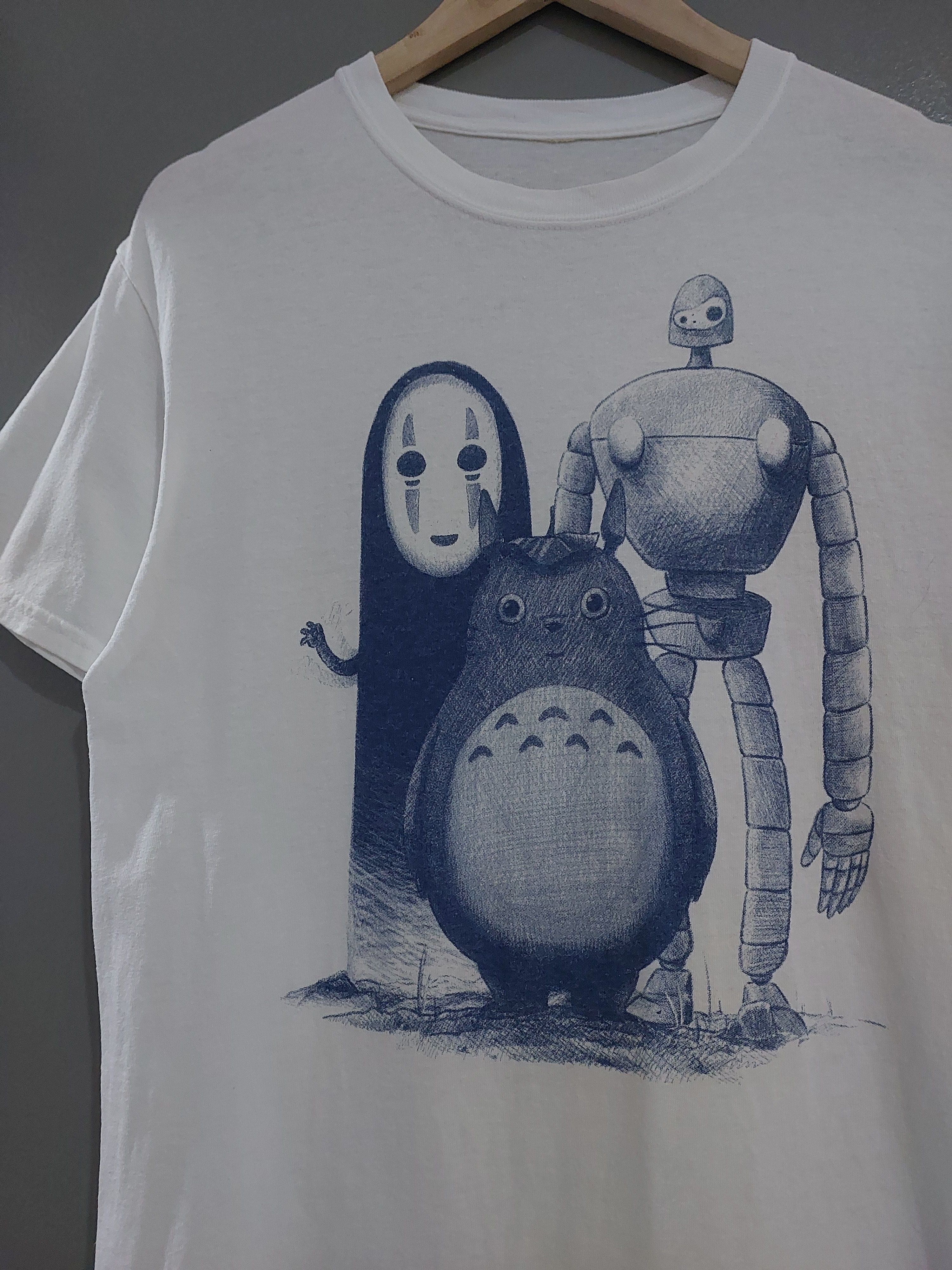 Anime STUDIO GHIBLI MOVIE ANIME TOTORO ILLUSTRATION TSHIRT Size US M / EU 48-50 / 2 - 4 Thumbnail