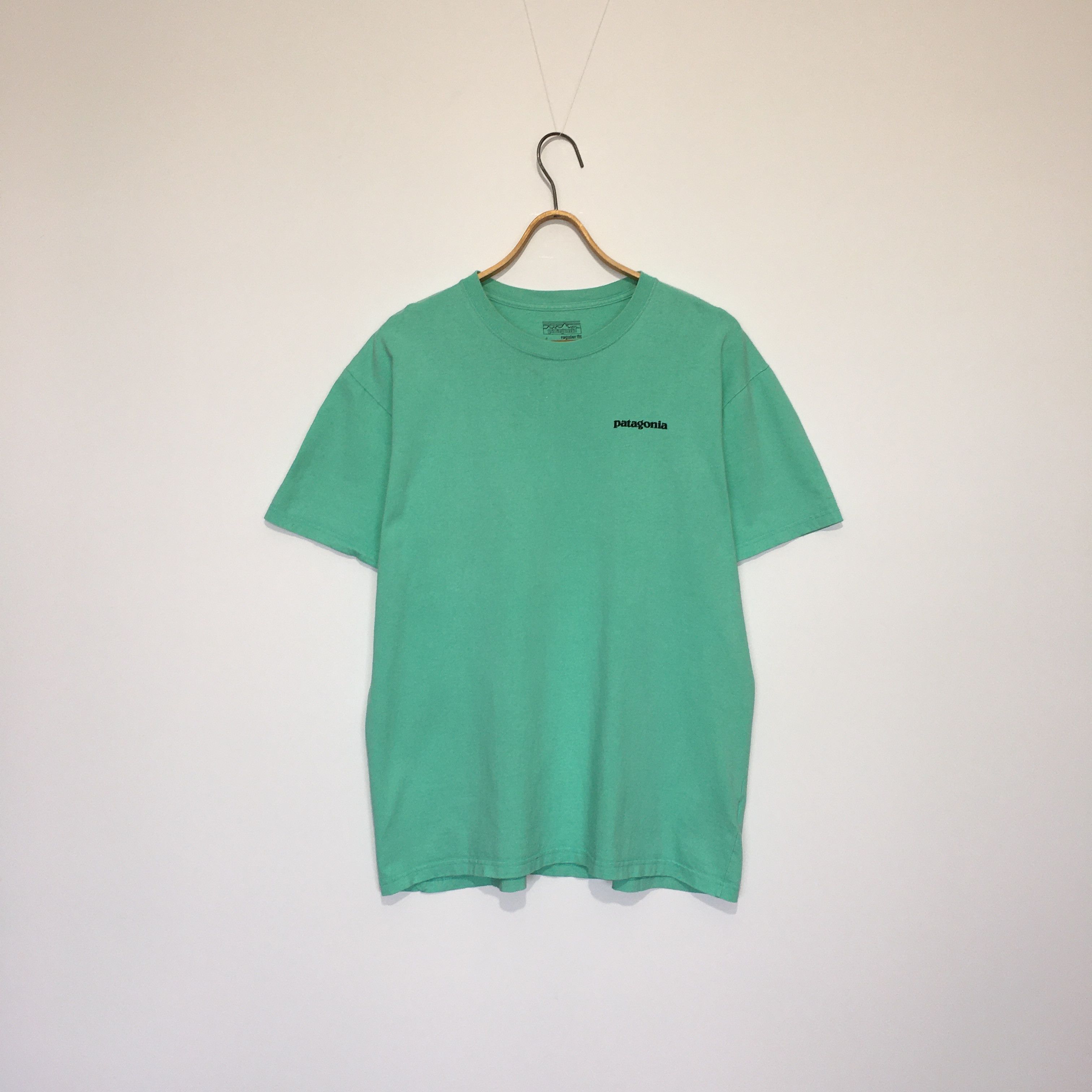 Patagonia Patagonia P-6 Logo Responsibili T-Shirt Size L Size US L / EU 52-54 / 3 - 2 Thumbnail