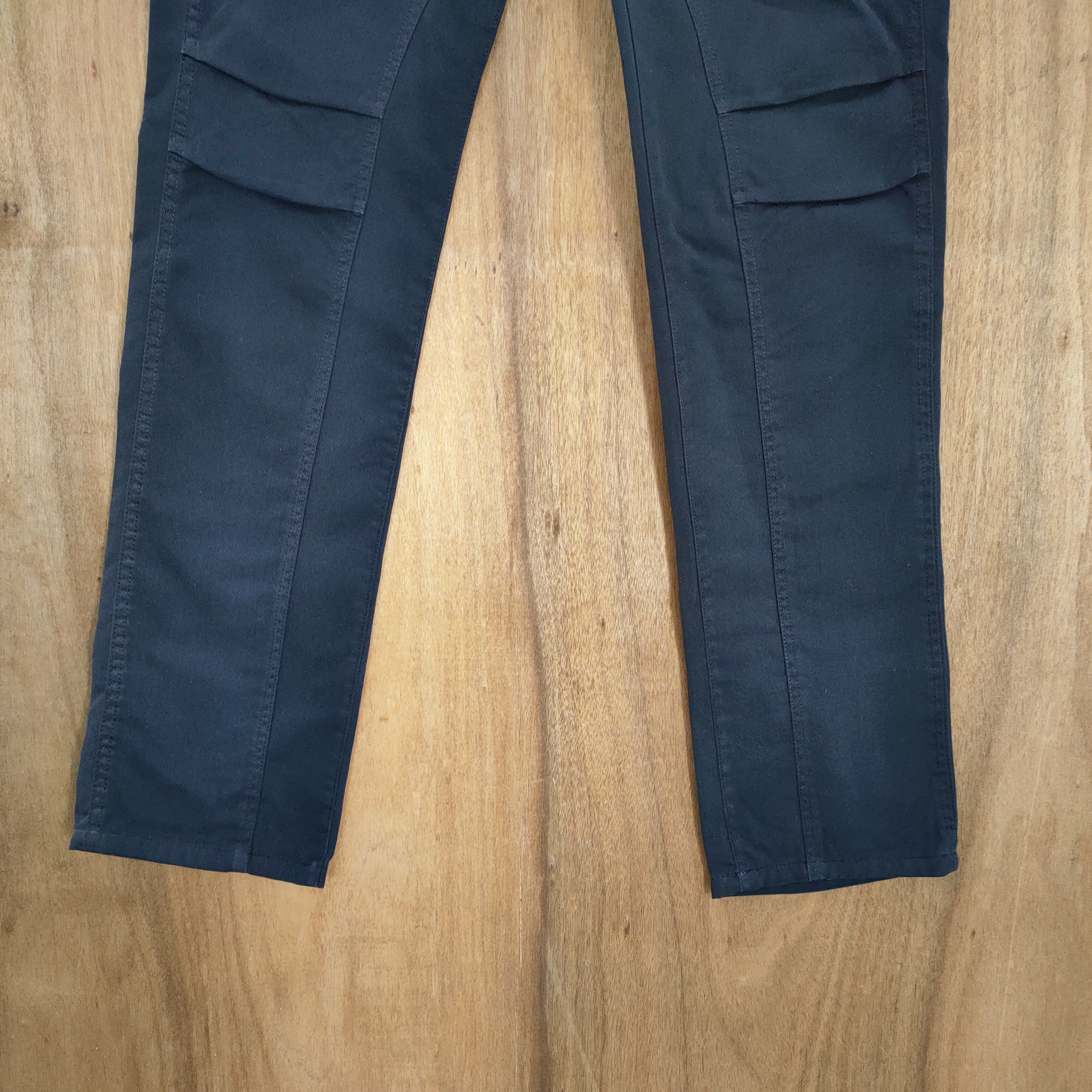 Japanese Brand VINTAGE JAPANESE DOUBLE KNEE STYLE CARGO PANTS Size US 30 / EU 46 - 4 Thumbnail