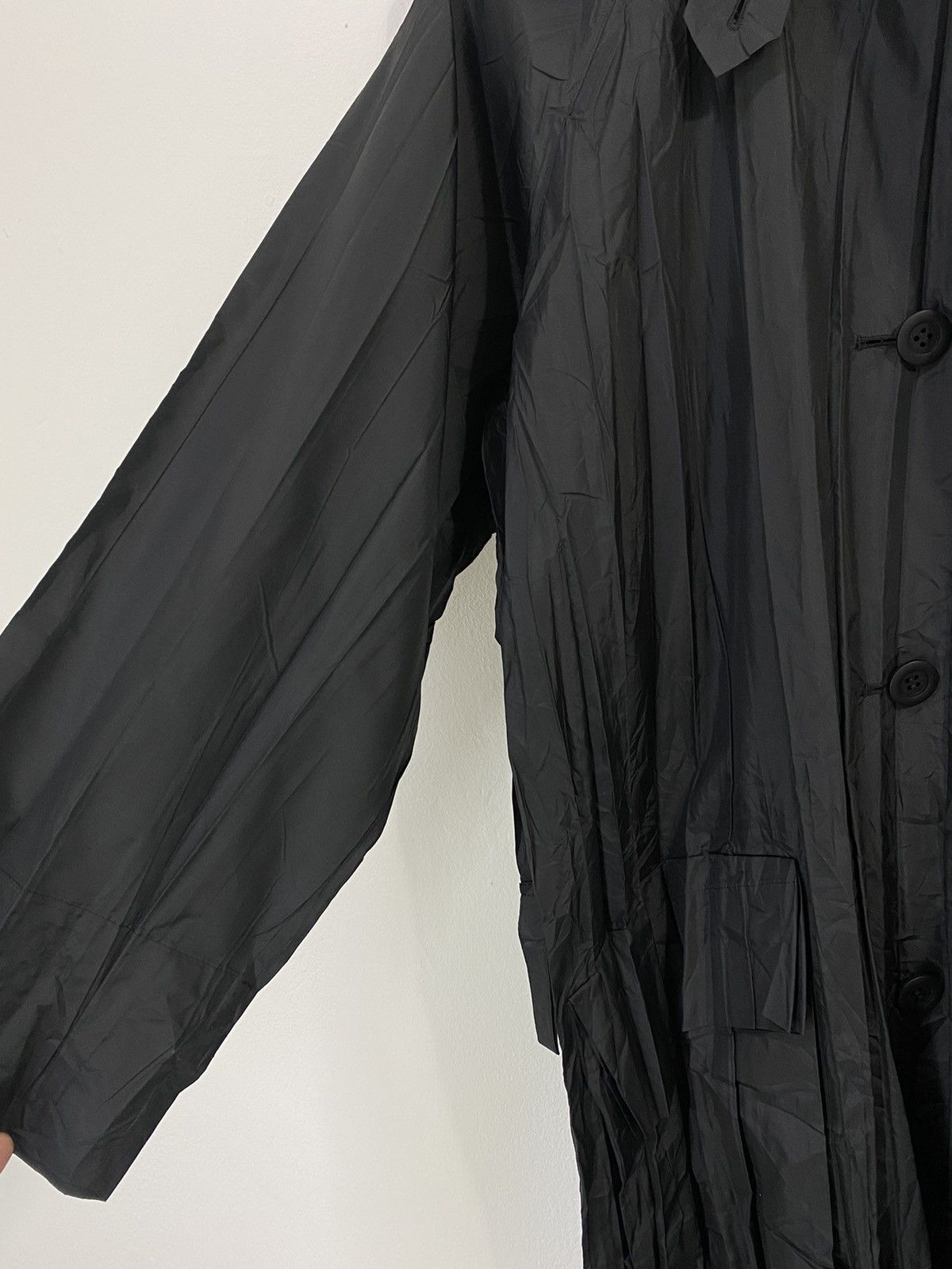Issey Miyake Rare Issey Miyake Wrinkle Pleated Long Jacket Design Rare Size US M / EU 48-50 / 2 - 10 Thumbnail
