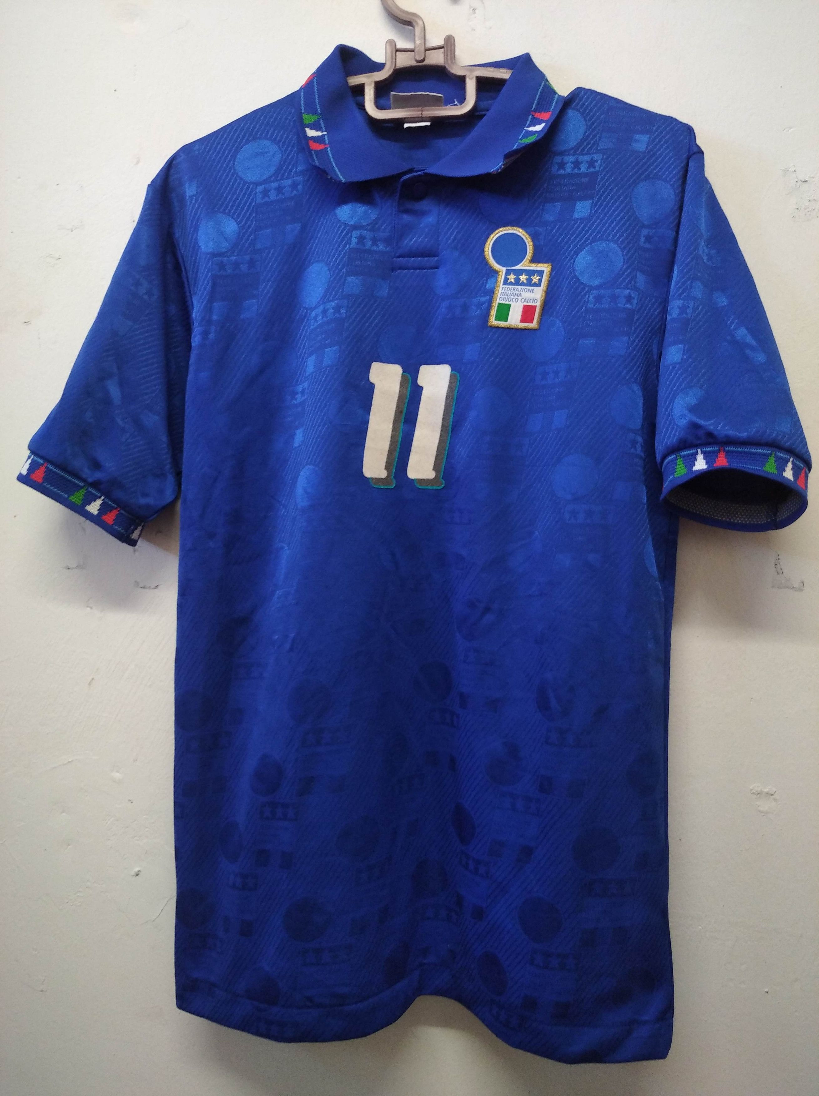 Diadora × Vintage 1993-1994 Diadora ITALY Fifa Jersey | Grailed