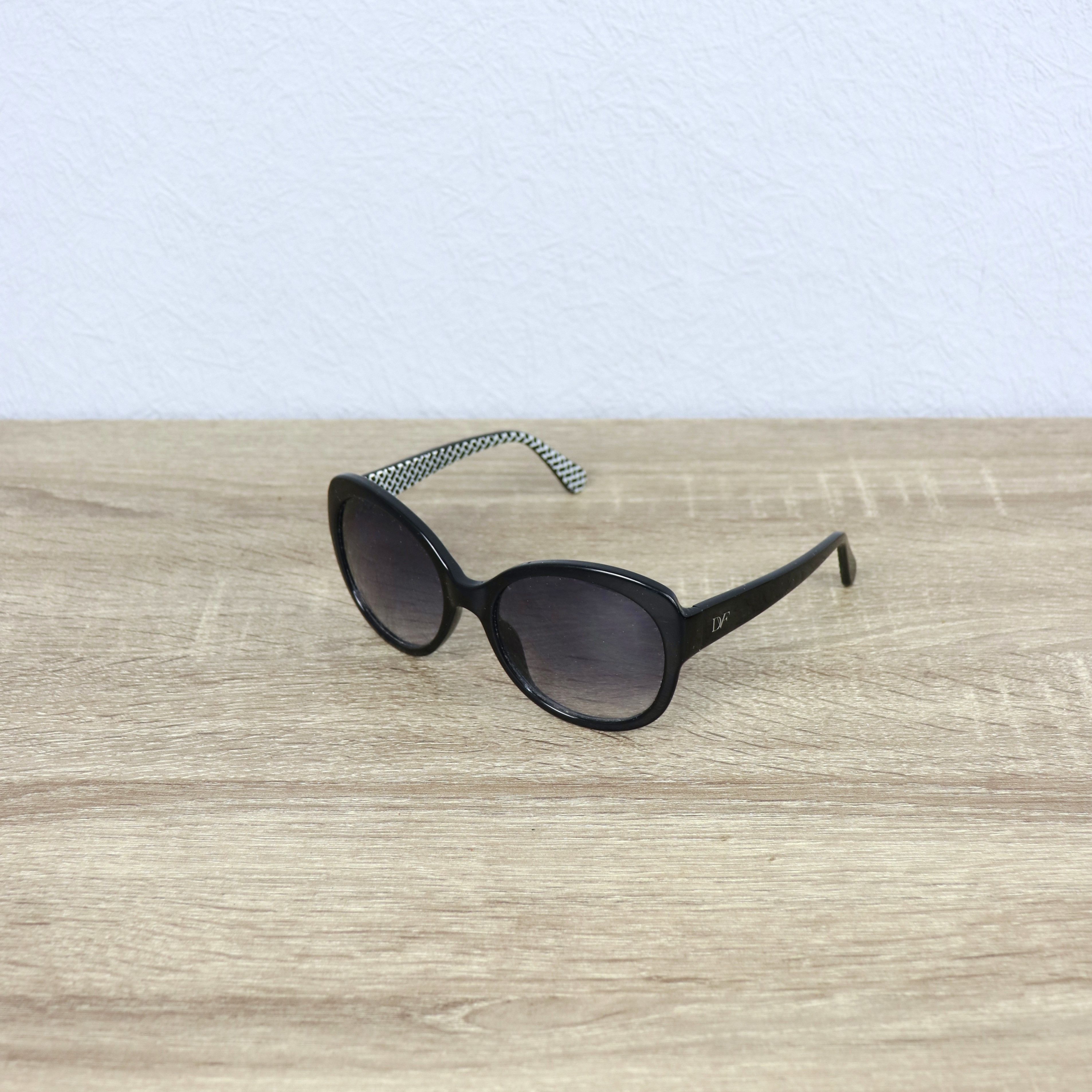 Diane von Furstenberg Diane von Furstenberg monogram sunglasses Size ONE SIZE - 2 Thumbnail