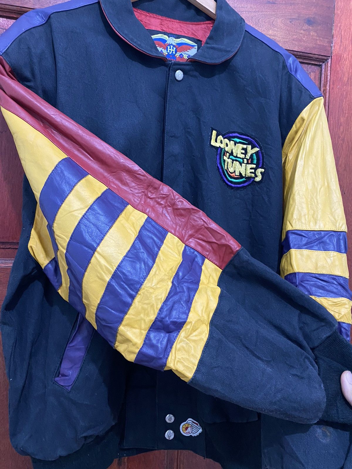 Jeff Hamilton × Vintage × Warner Bros 1994 Jeff Hamilton Warner Bros Looney Tunes Leather Jacket Size US L / EU 52-54 / 3 - 8 Thumbnail