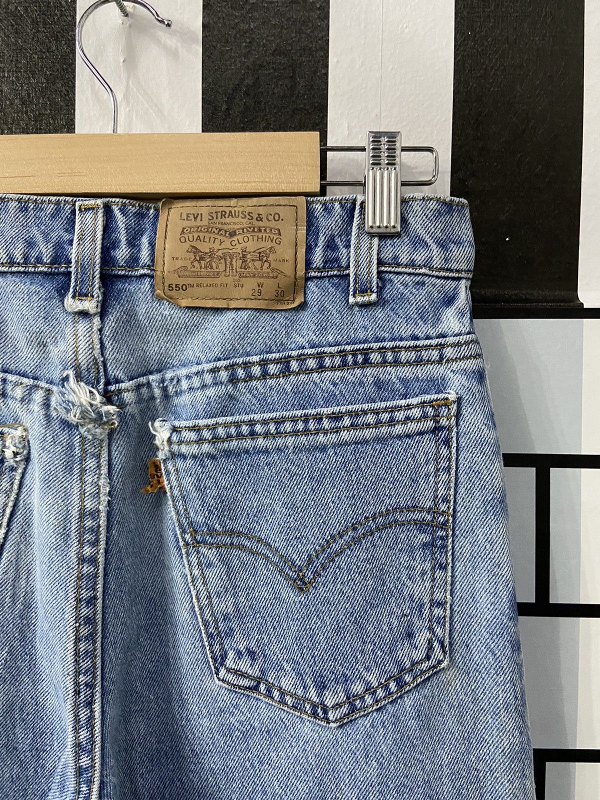 Levi's × Vintage Vintage Levi’s 550 Relaxed Fit Light Blue Wash Denim Pants Size US 29 - 14 Thumbnail
