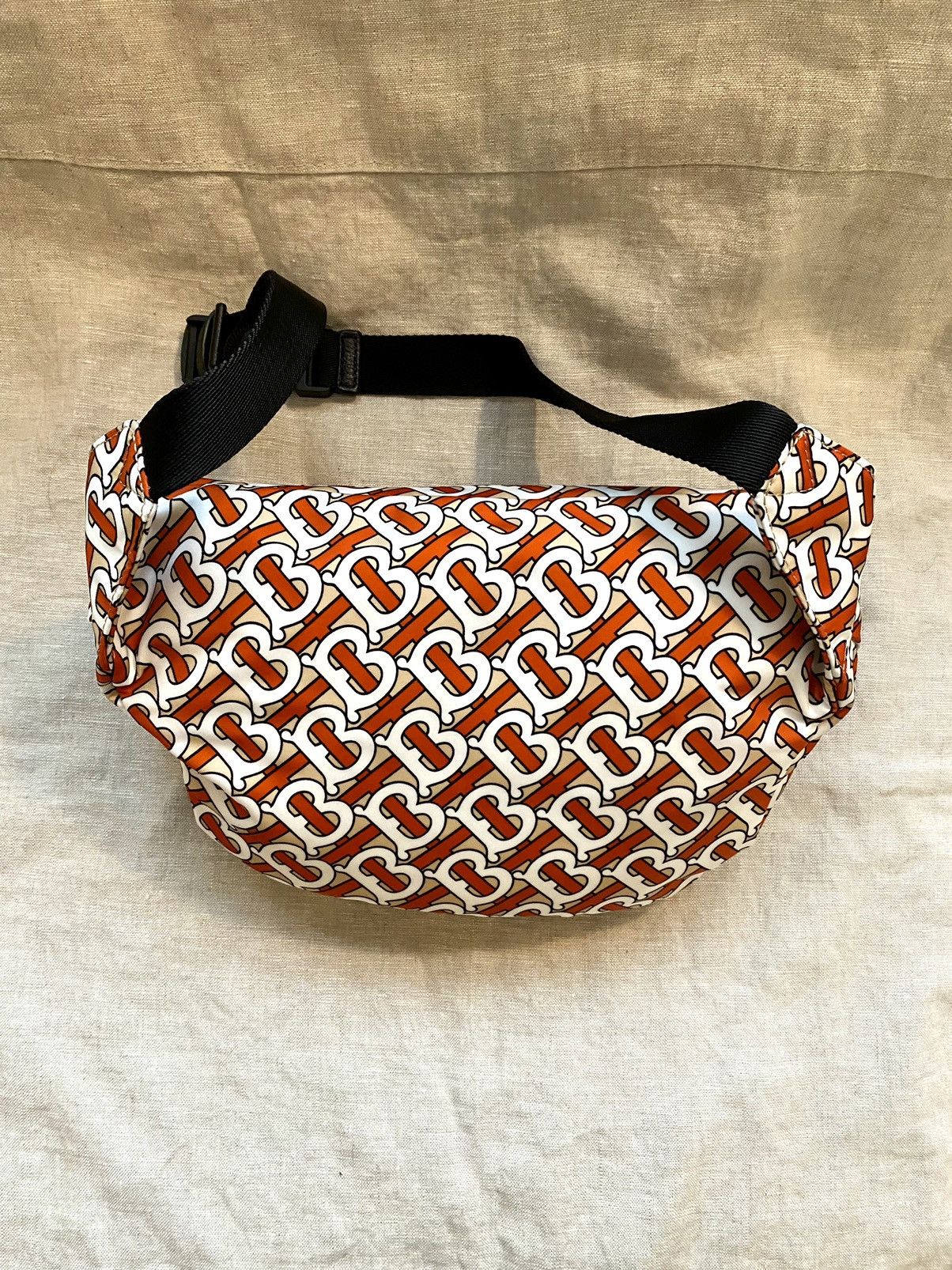 Burberry Burberry nylon monogram belt bag backpack kids new Size ONE SIZE - 7 Thumbnail