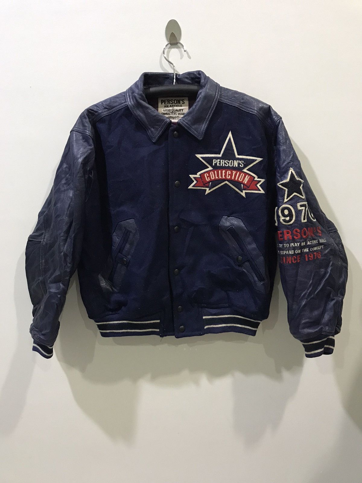PERSON'S PERSONS Vintage Leather Sleeve Flag Spell Out Vrsity Jacket Size US S / EU 44-46 / 1 - 3 Thumbnail