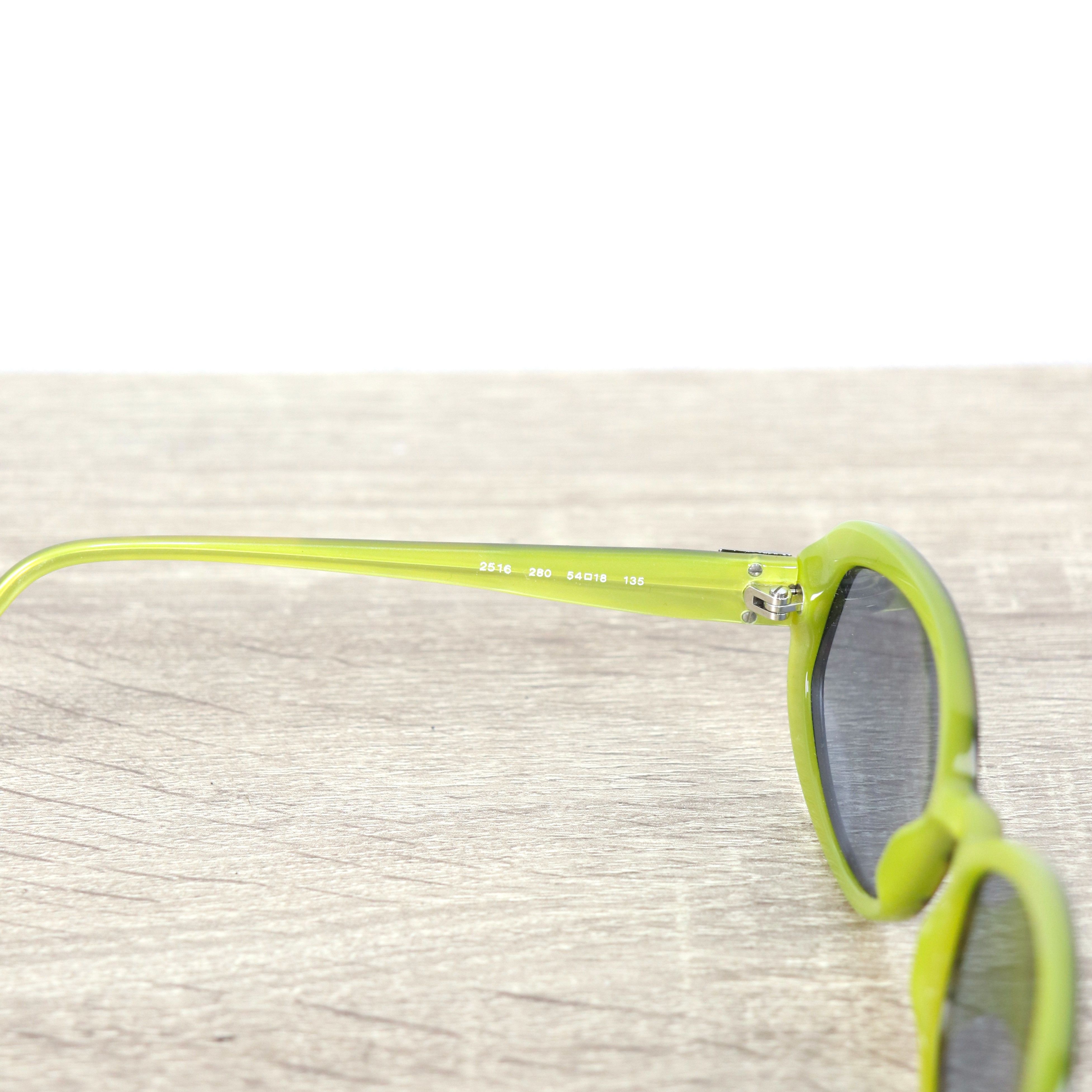 Salvatore Ferragamo Ferragamo oval Kurt Cobain style sunglasses Size ONE SIZE - 5 Thumbnail