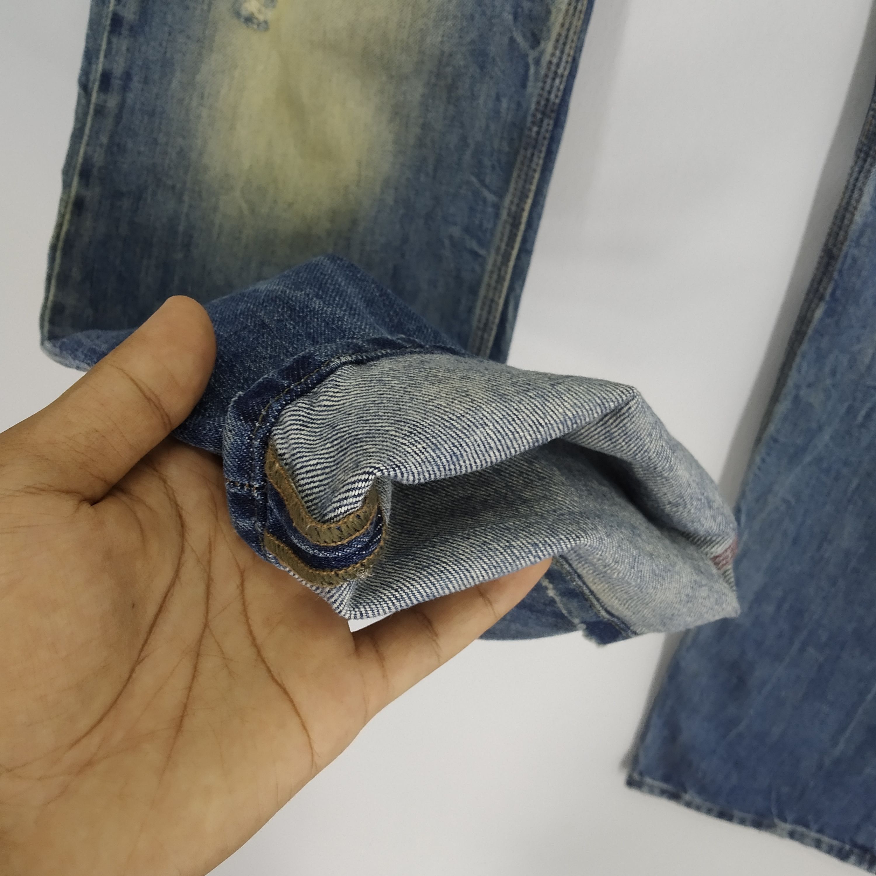 Diesel Vintage 90's Diesel Industry Stonewash Ripped Denim Jeans Size US 39 - 11 Thumbnail