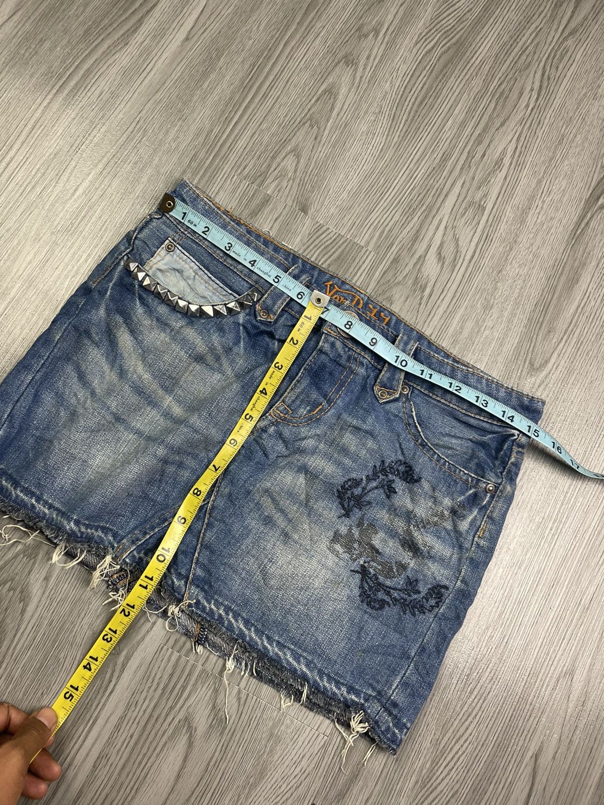 Von Dutch Von Ducth Back Buckle Spike Pocket Mini Skirt Size 30" / US 8 / IT 44 - 10 Thumbnail