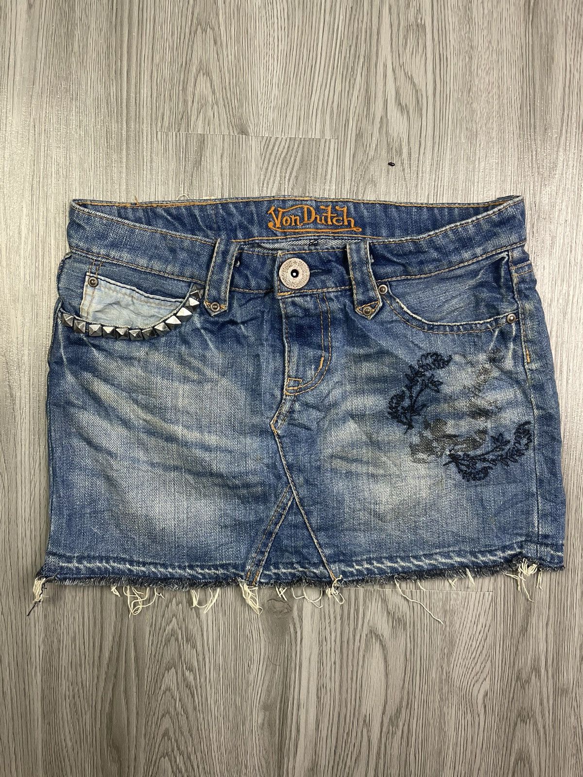 Von Dutch Von Ducth Back Buckle Spike Pocket Mini Skirt Size 30" / US 8 / IT 44 - 3 Thumbnail