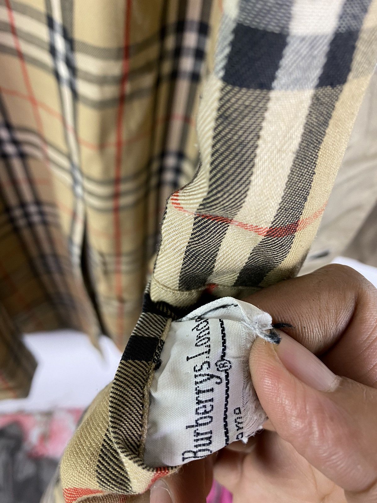 Burberry × Other 🔥DHL SHIPPING🔥BURBERRY TRENCH COAT NOVA CHECK LINING Size US L / EU 52-54 / 3 - 10 Thumbnail