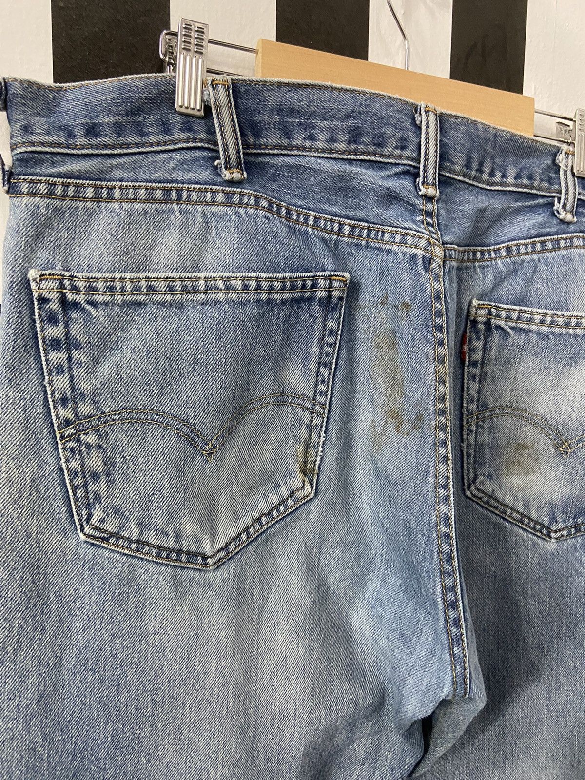 Levi's × Vintage Vintage Levi’s 505 Relaxed Fit Light Wash Dirty Denim Pants Size US 40 / EU 56 - 15 Thumbnail
