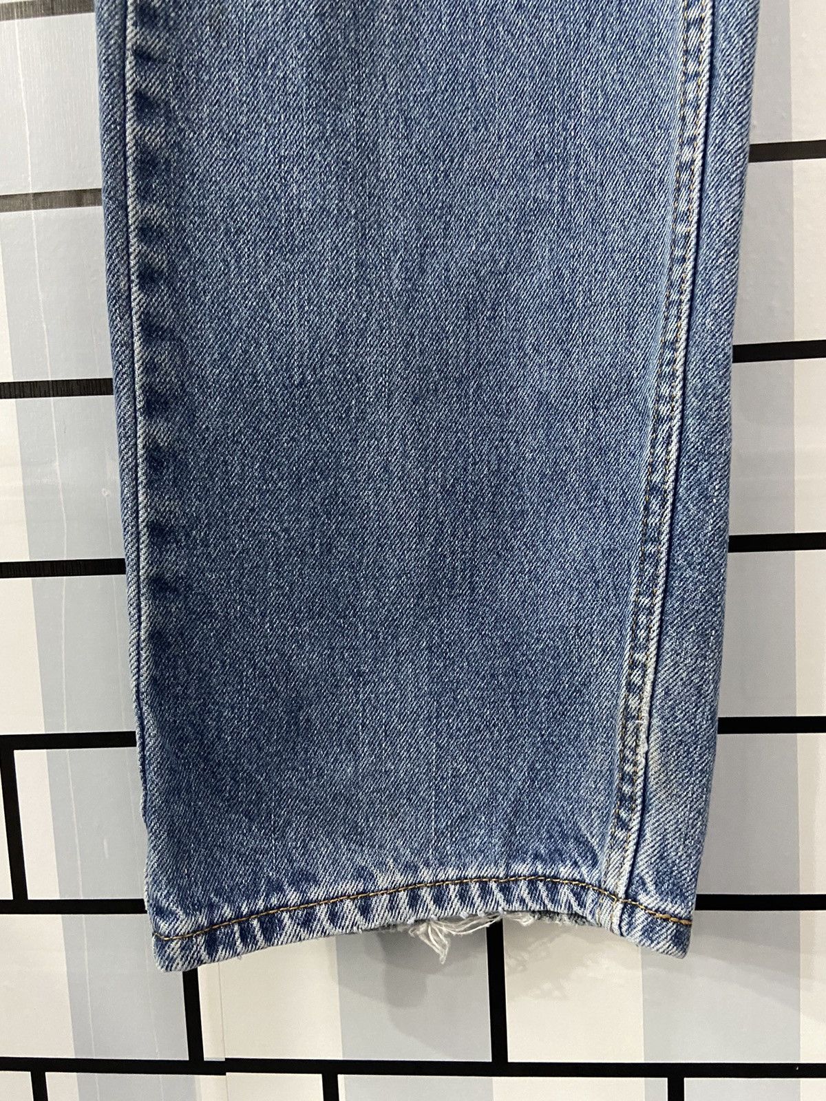 Levi's × Vintage Vintage Levi’s 505 Relaxed Fit Light Wash Dirty Denim Pants Size US 40 / EU 56 - 7 Thumbnail