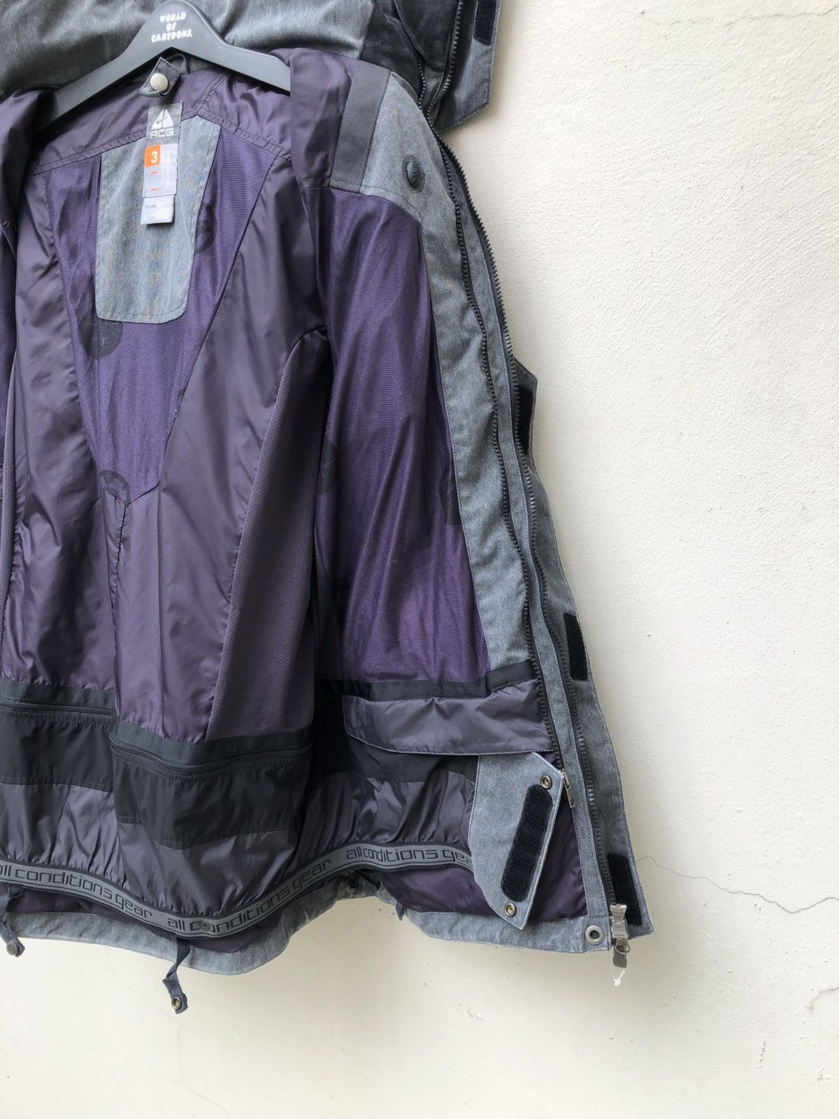 Nike ACG Vintage Nike ACG Faded Grey Hoodie Jacket Size US L / EU 52-54 / 3 - 19 Thumbnail