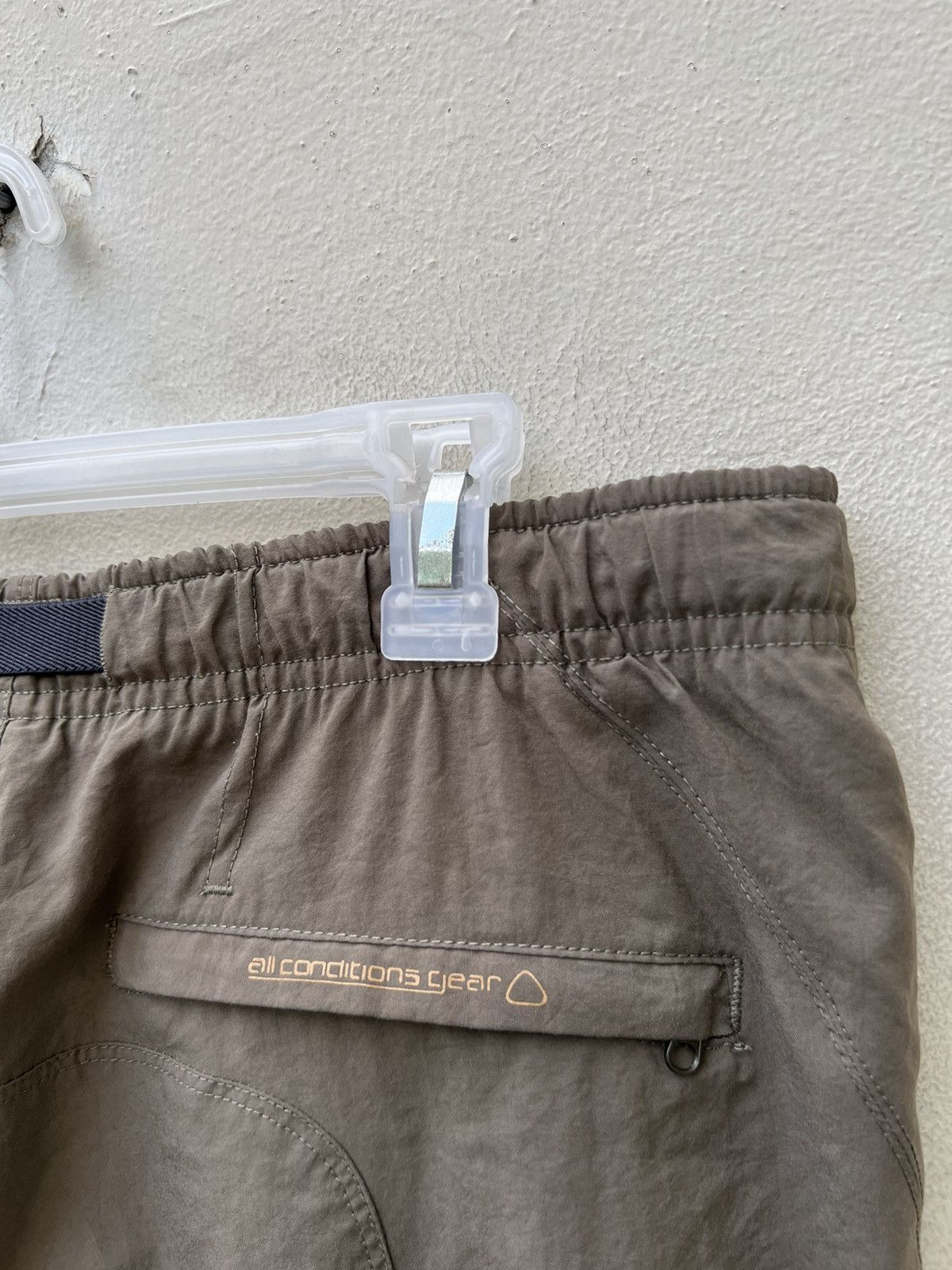 Nike ACG Vintage Nike ACG Side Pocket Polyester Pant Size US 32 / EU 48 - 17 Thumbnail