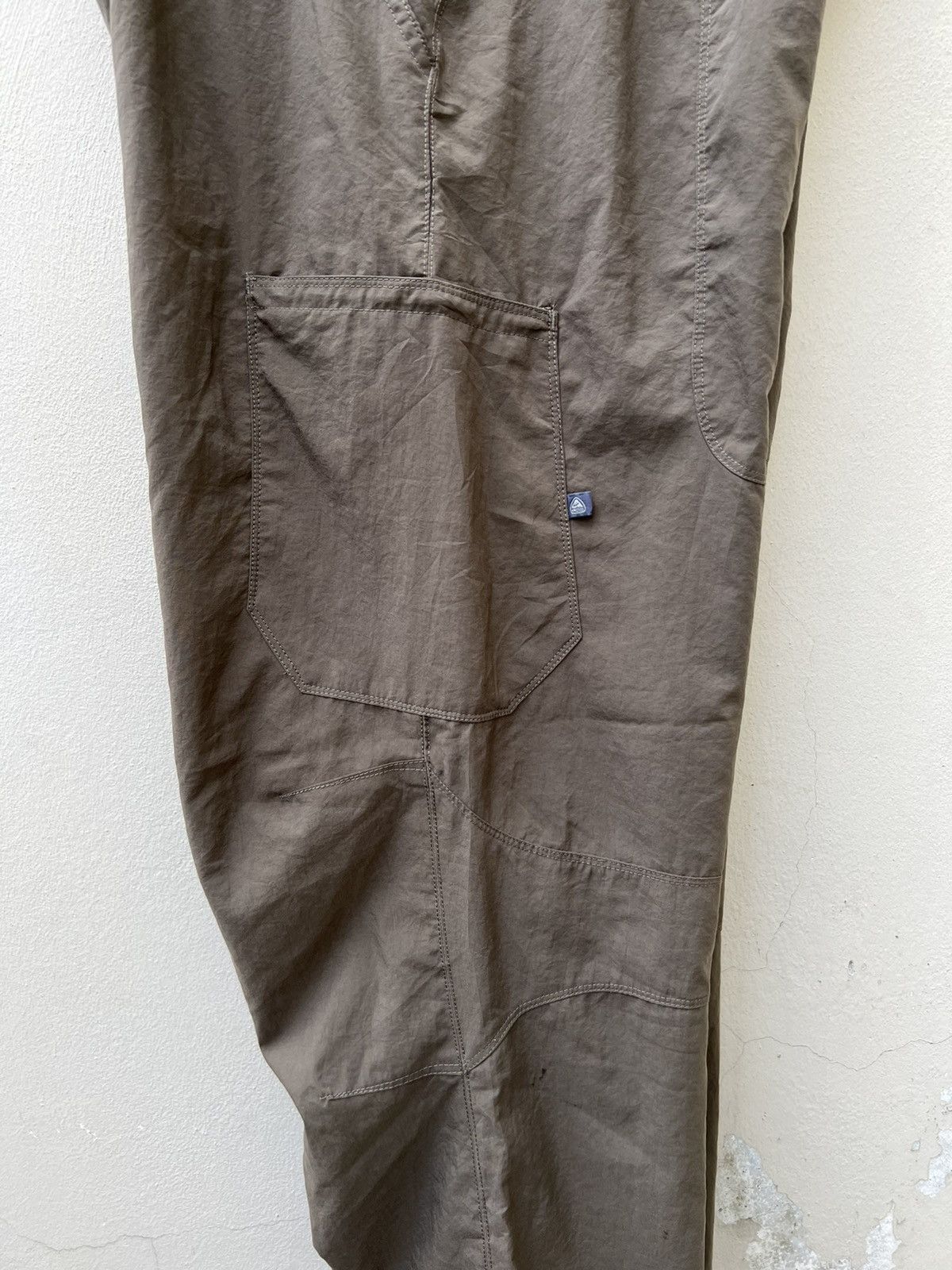 Nike ACG Vintage Nike ACG Side Pocket Polyester Pant Size US 32 / EU 48 - 20 Thumbnail