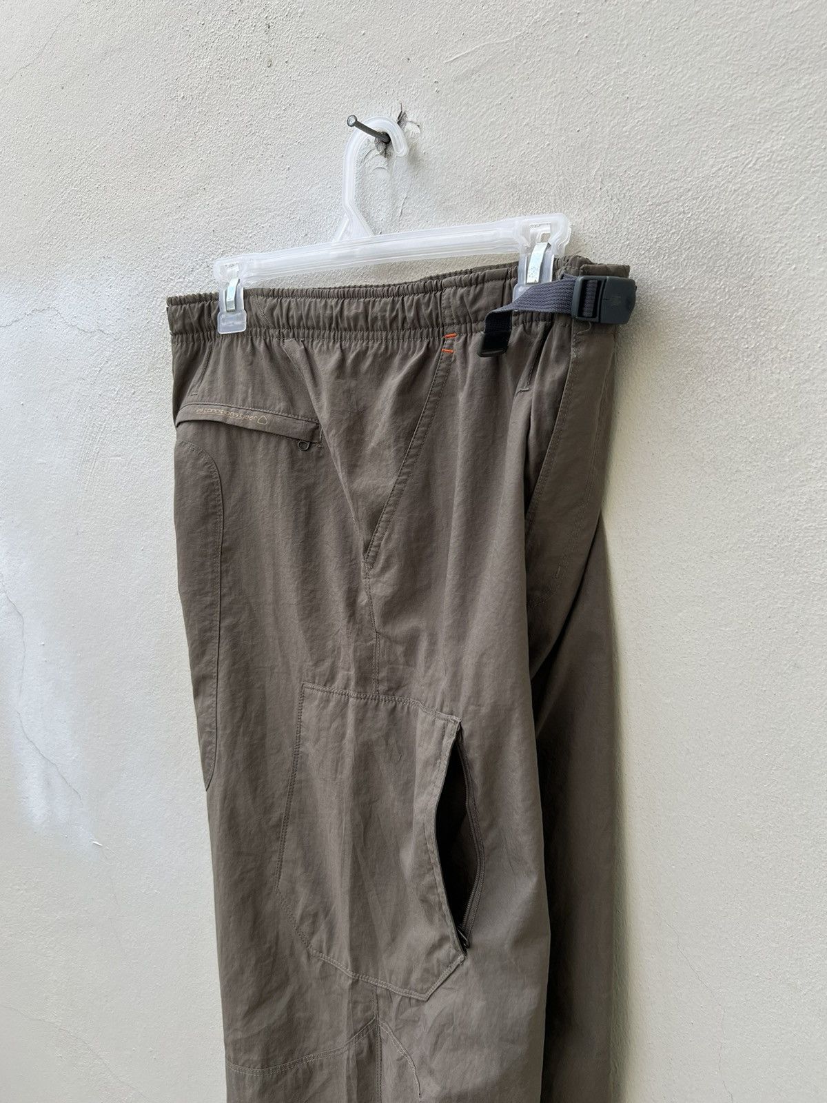 Nike ACG Vintage Nike ACG Side Pocket Polyester Pant Size US 32 / EU 48 - 23 Thumbnail