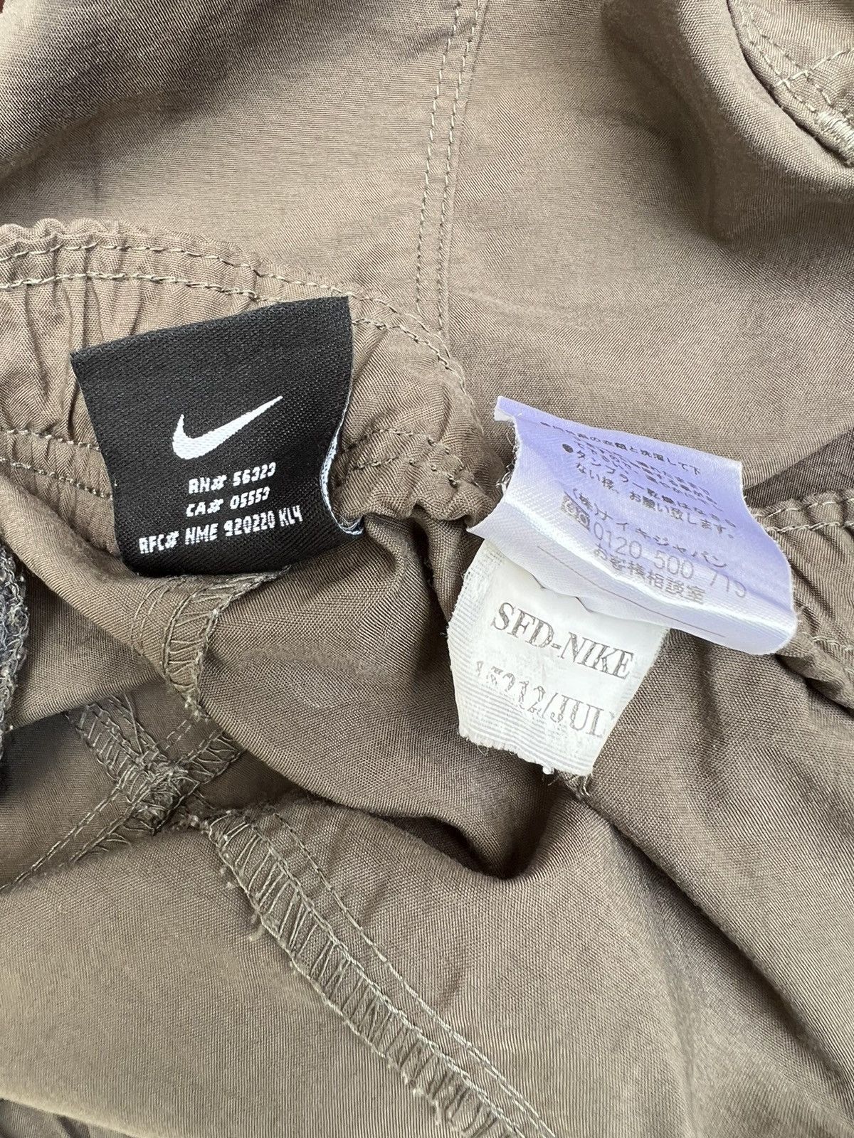 Nike ACG Vintage Nike ACG Side Pocket Polyester Pant Size US 32 / EU 48 - 25 Thumbnail