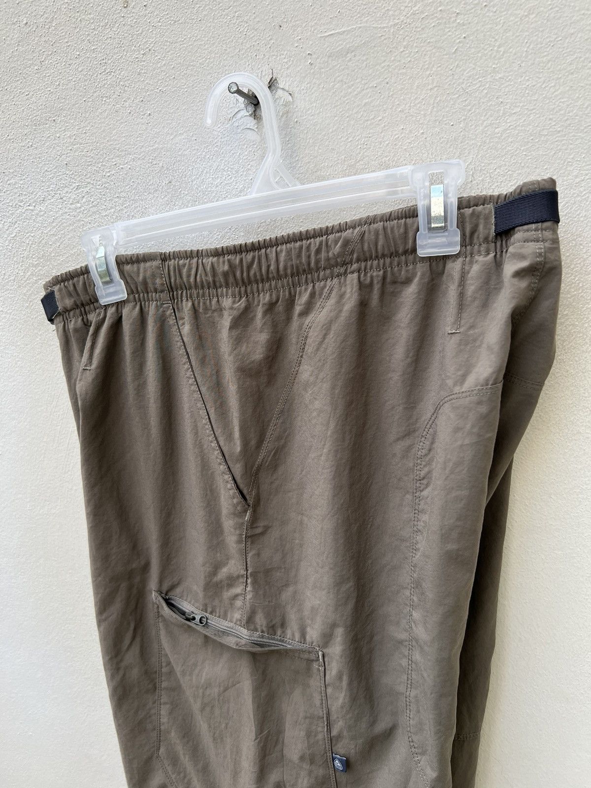 Nike ACG Vintage Nike ACG Side Pocket Polyester Pant Size US 32 / EU 48 - 21 Thumbnail
