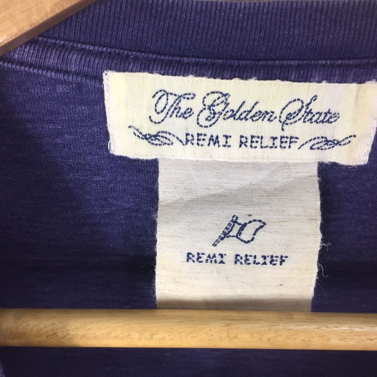 Remi Relief VINTAGE REMI RELIEF THE GOLDEN STATE TEE SHIRT SHORT SLEEVE Size US M / EU 48-50 / 2 - 5 Thumbnail