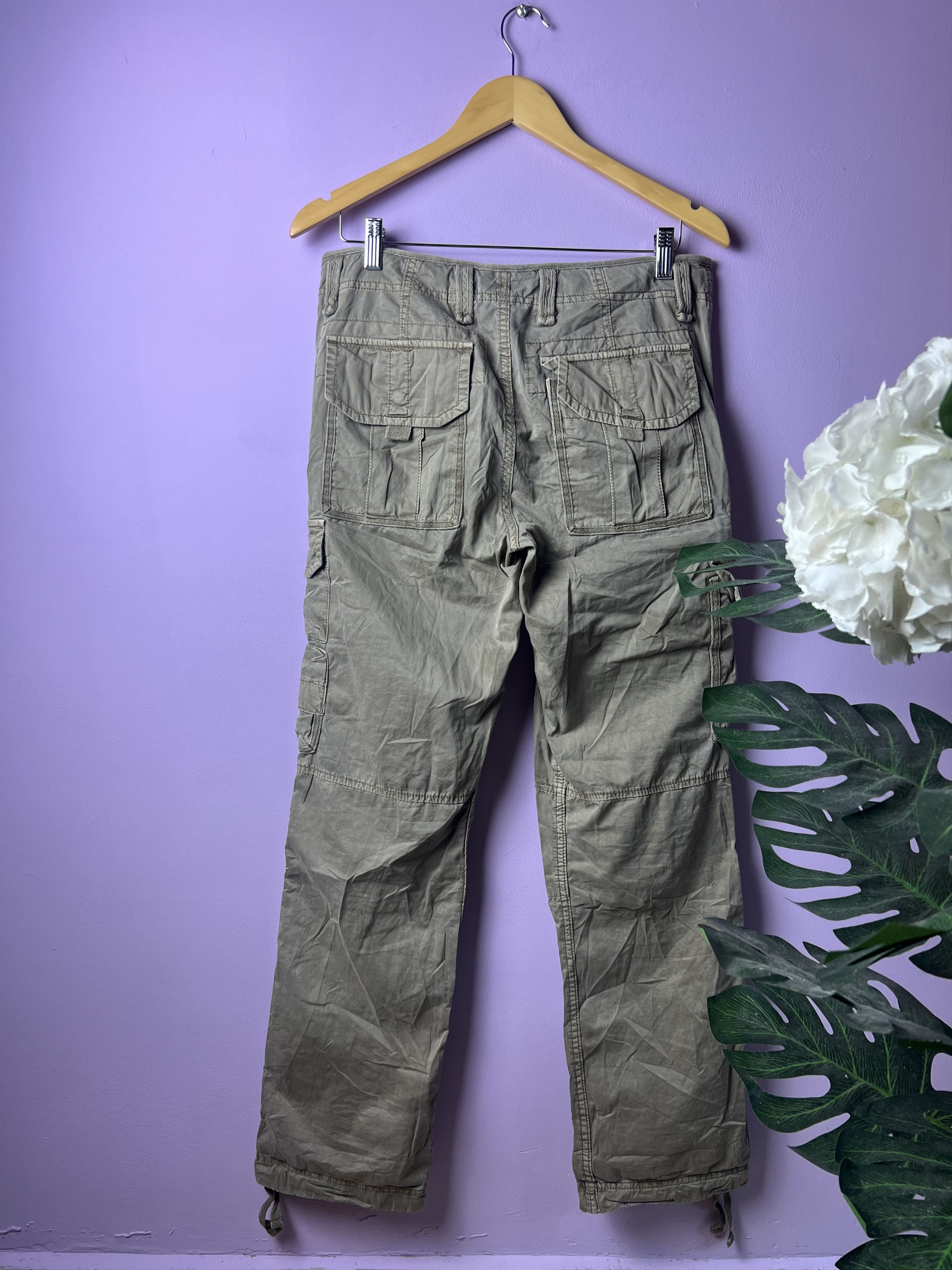 Uniqlo 🔥Uniqlo Tactical Cargo Pants Size US 32 / EU 48 - 3 Thumbnail