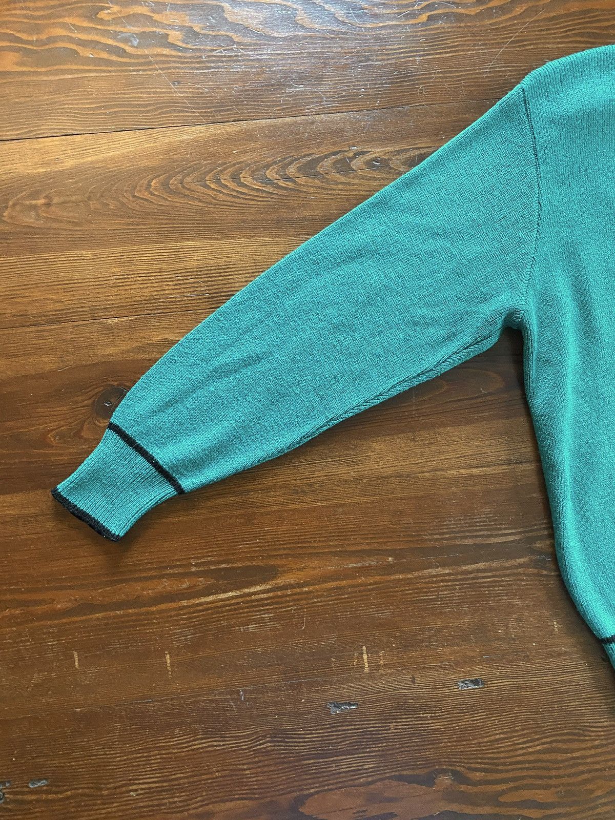 Vintage Vintage 80’s Vivanti Deep V Neck Knit Women’s Sweater Size M / US 6-8 / IT 42-44 - 11 Thumbnail