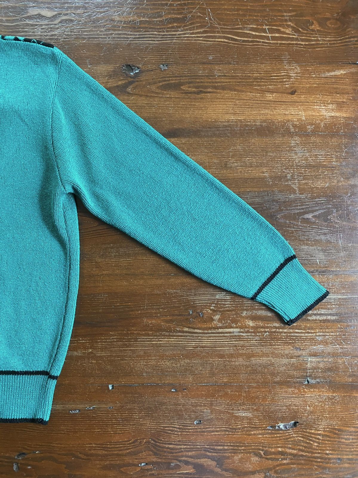 Vintage Vintage 80’s Vivanti Deep V Neck Knit Women’s Sweater Size M / US 6-8 / IT 42-44 - 12 Thumbnail