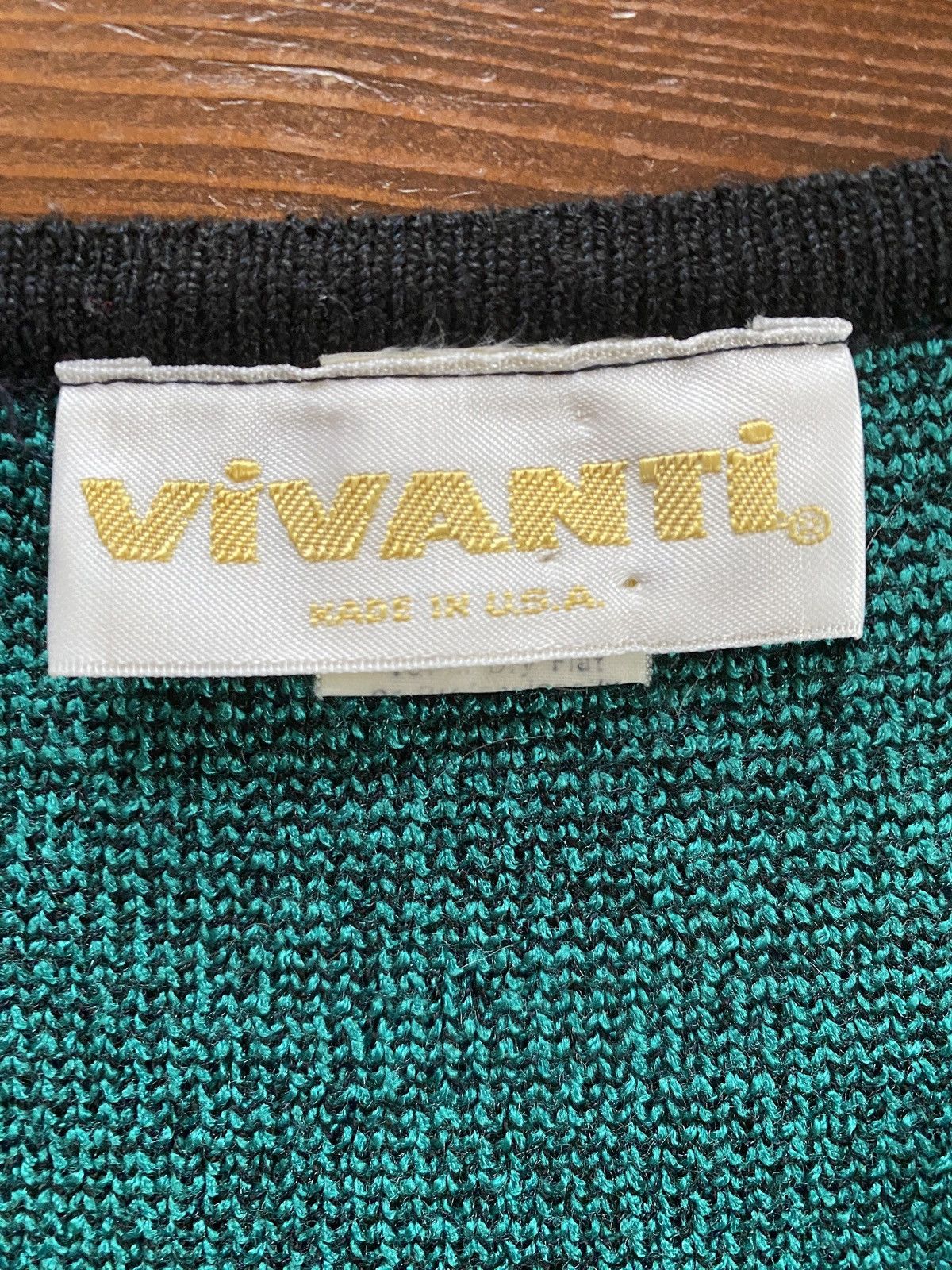 Vintage Vintage 80’s Vivanti Deep V Neck Knit Women’s Sweater Size M / US 6-8 / IT 42-44 - 5 Thumbnail