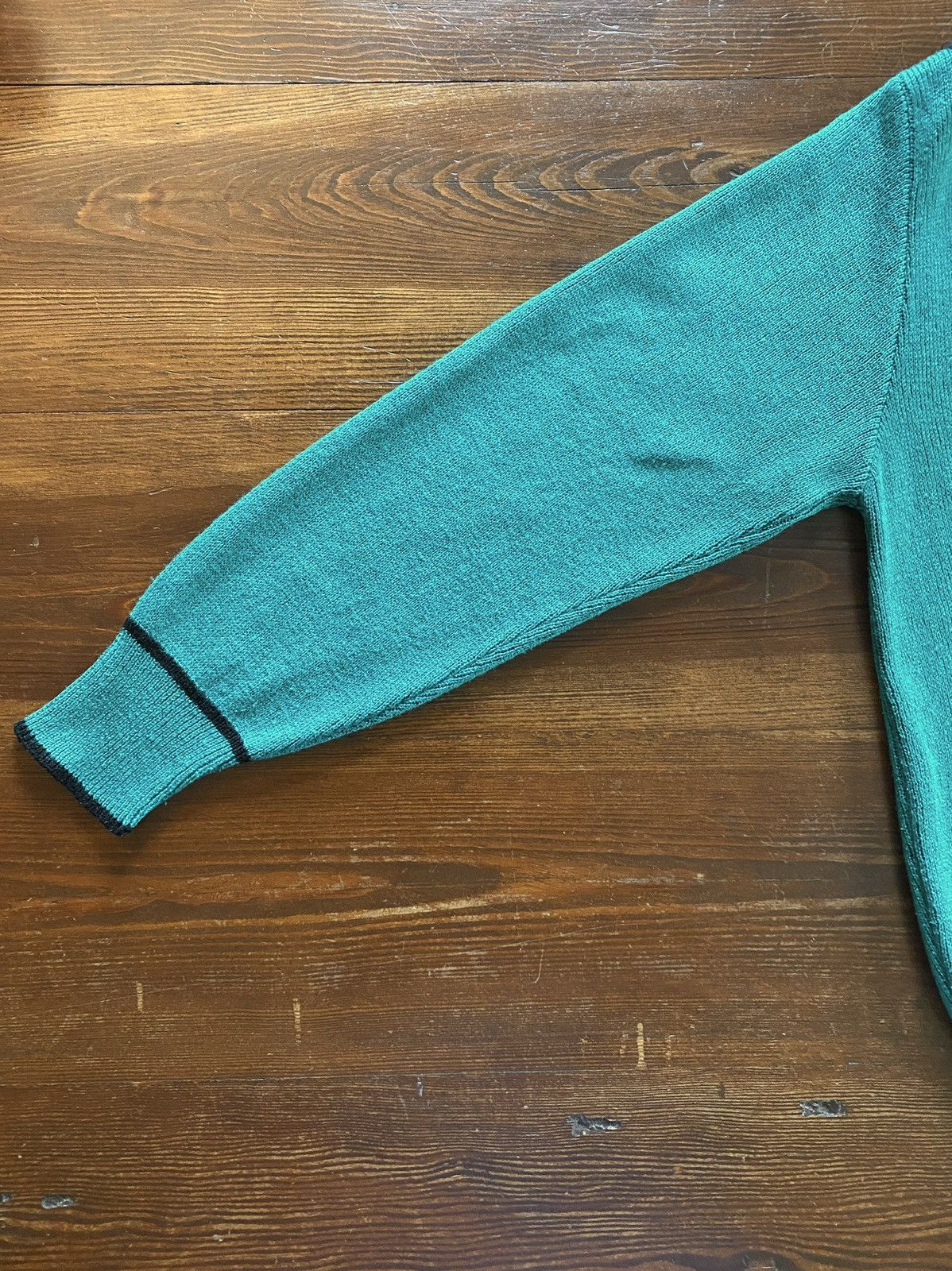 Vintage Vintage 80’s Vivanti Deep V Neck Knit Women’s Sweater Size M / US 6-8 / IT 42-44 - 9 Thumbnail