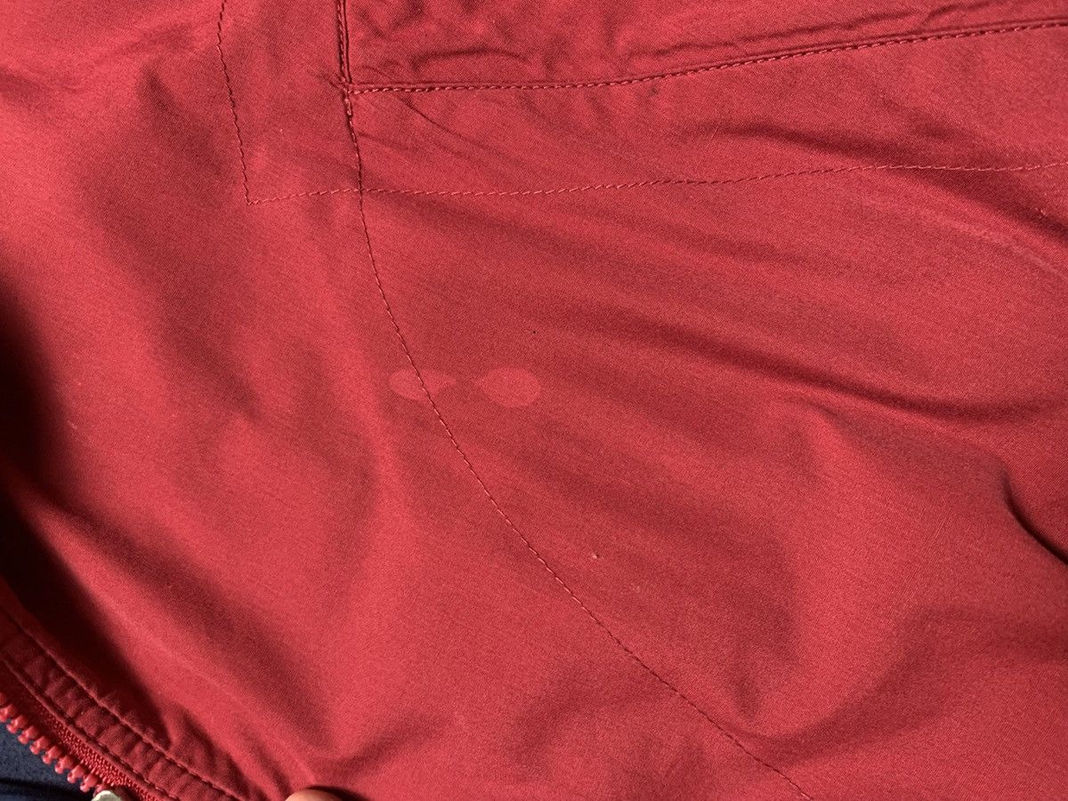 Nike Vintage Nike track jacket size L logo red distressed Size US L / EU 52-54 / 3 - 6 Thumbnail