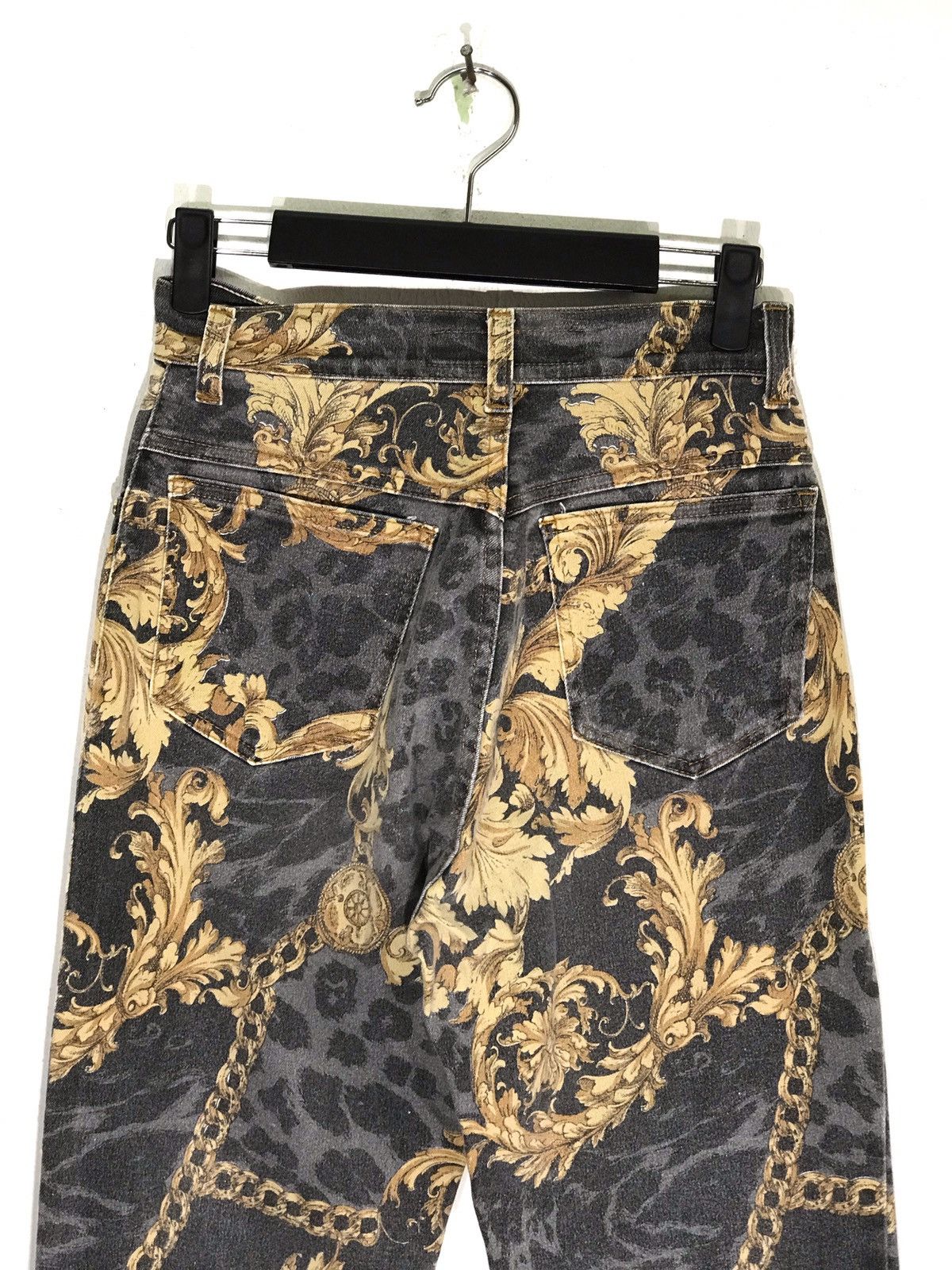 Roberto Cavalli Raberto Cavalli Faded Art Design Jeans Size US 26 / EU 42 - 4 Thumbnail