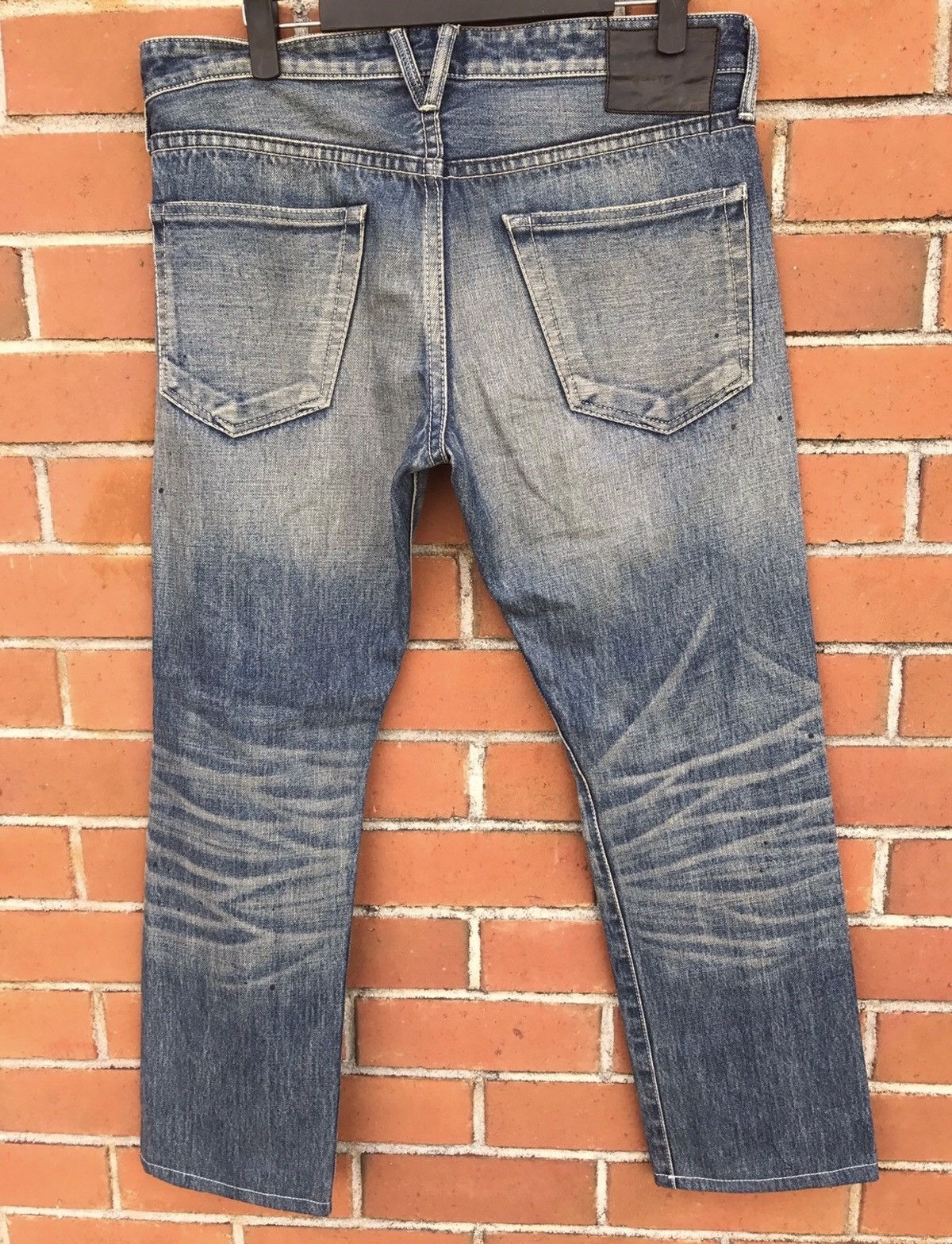 Vanquish Made in Japan Vanquish Faded Jeans Size US 34 / EU 50 - 2 Thumbnail