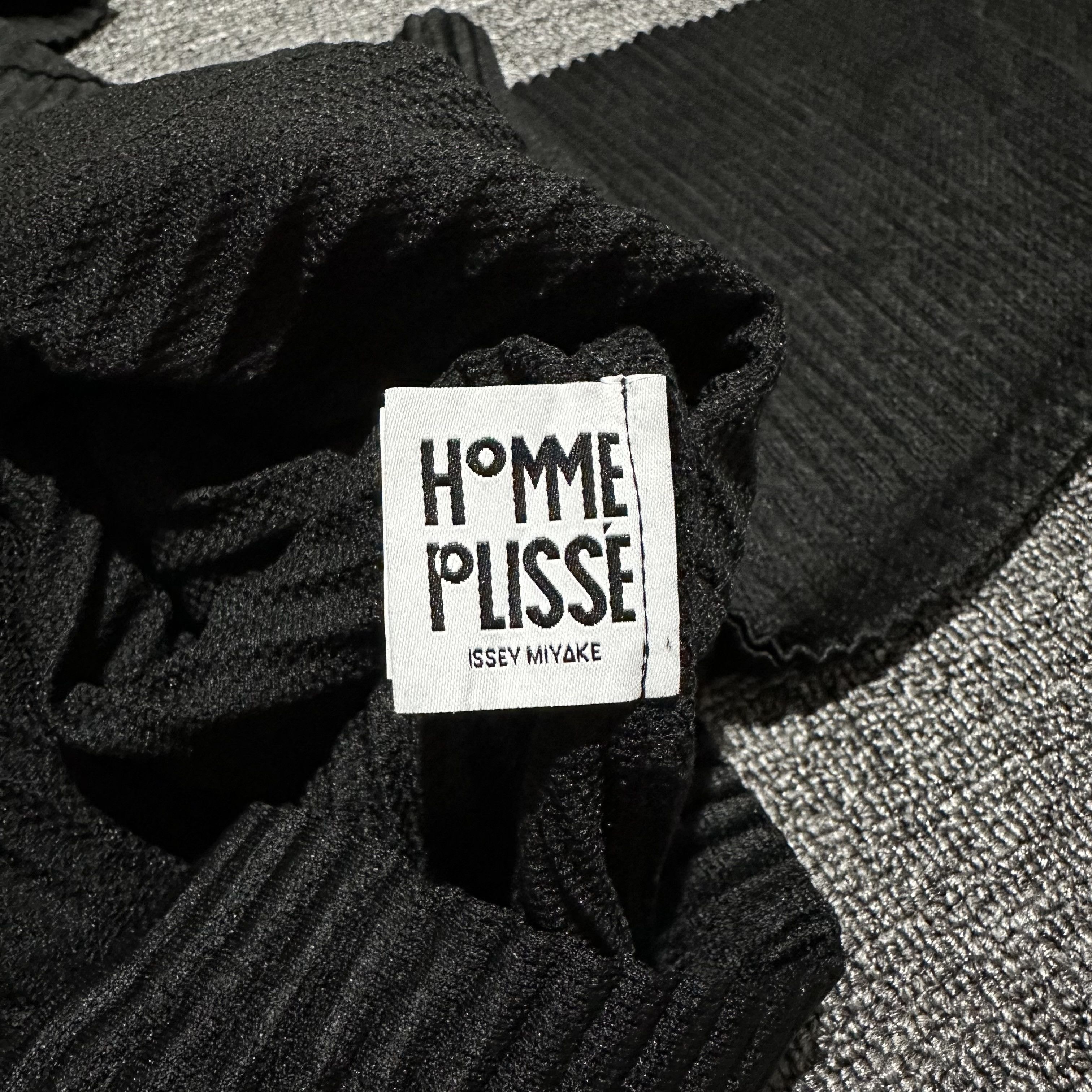 Homme Plisse Issey Miyake × Issey Miyake × Pleats Please Issey Miyake Homme Plisse Issey Miyake Hoodie Size US XL / EU 56 / 4 - 4 Thumbnail