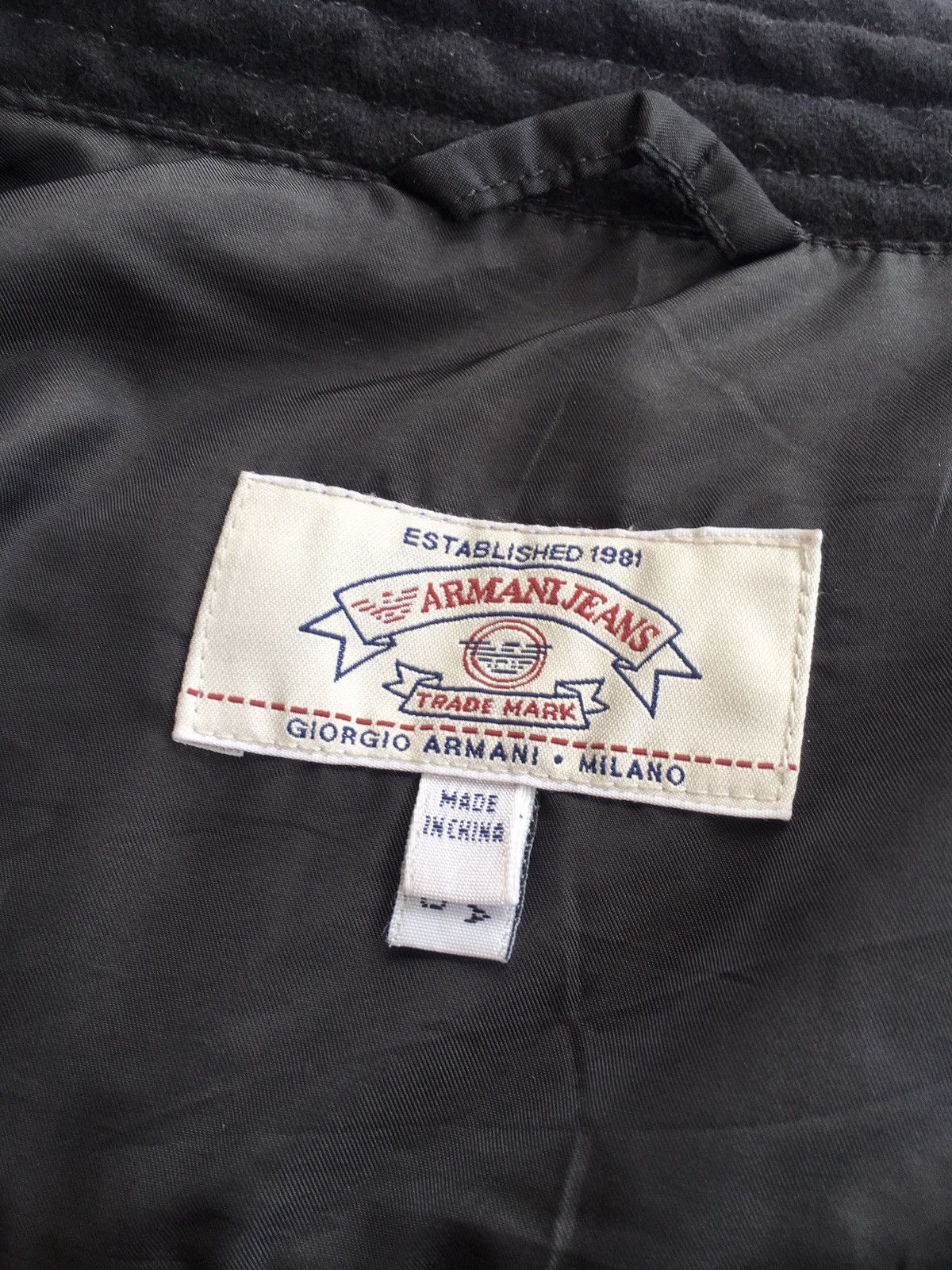 Armani vintage armani jeans puffer Size US S / EU 44-46 / 1 - 5 Thumbnail