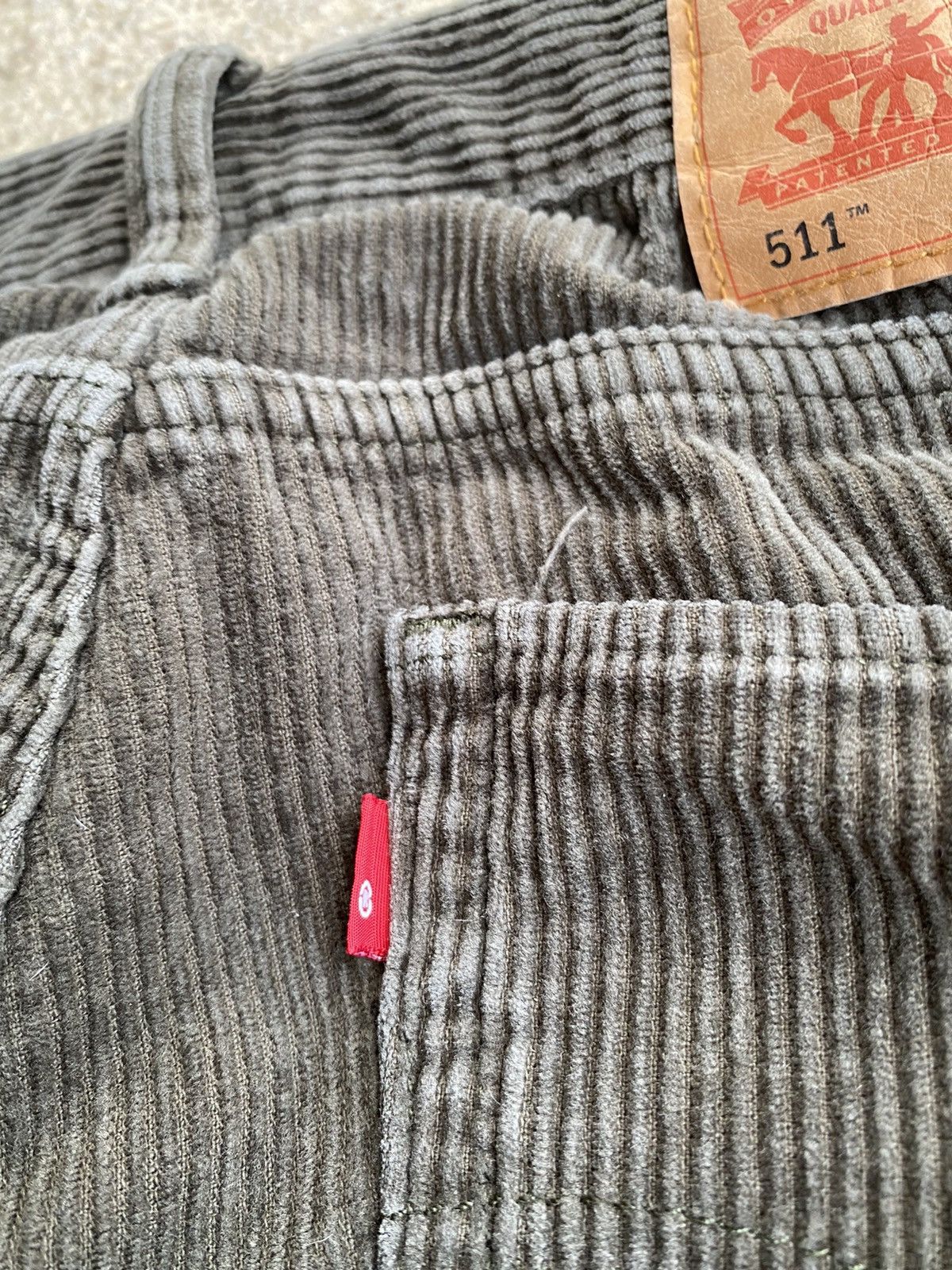 Levi's × Vintage Levi’s Y2K 511 Olive Corduroy Pant Size US 32 / EU 48 - 3 Thumbnail