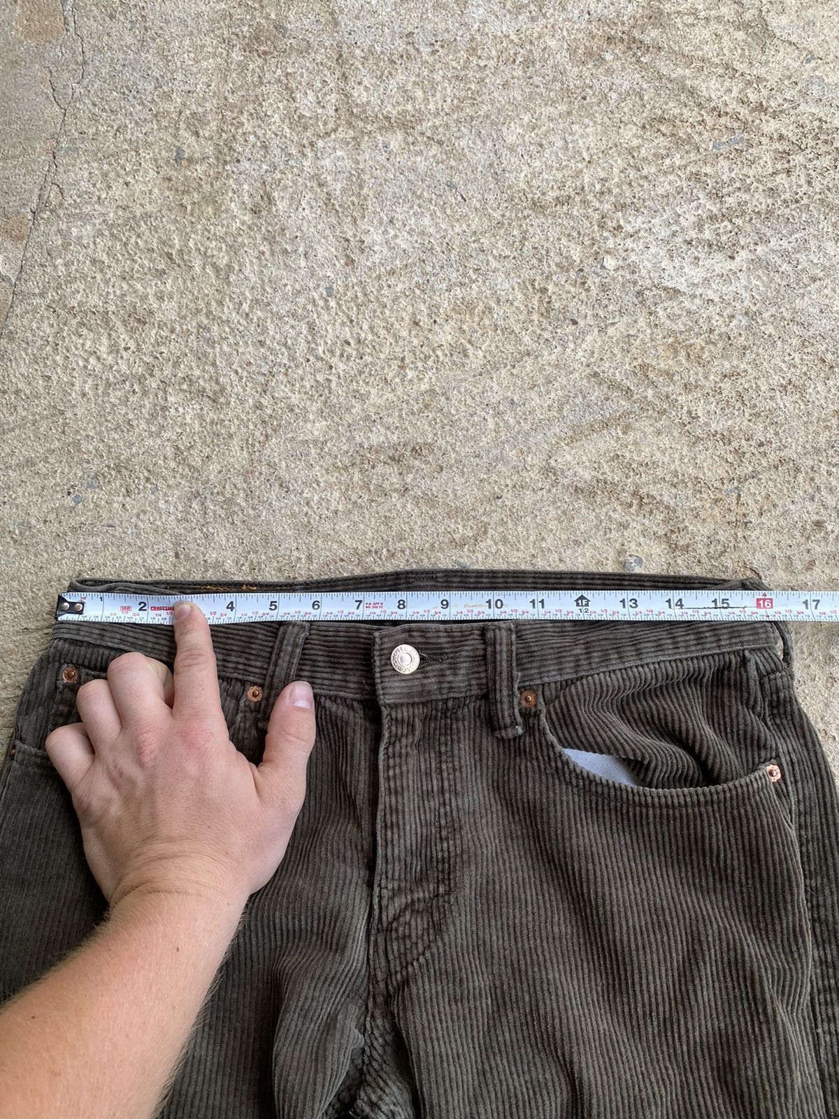 Levi's × Vintage Levi’s Y2K 511 Olive Corduroy Pant Size US 32 / EU 48 - 7 Thumbnail