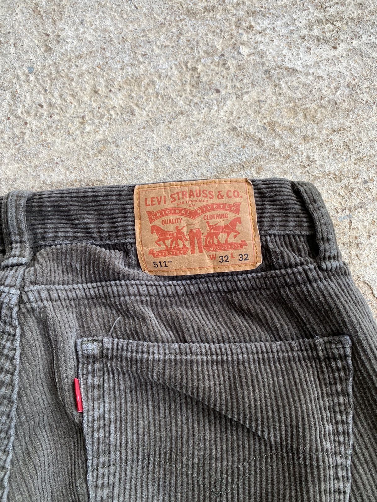 Levi's × Vintage Levi’s Y2K 511 Olive Corduroy Pant Size US 32 / EU 48 - 2 Thumbnail