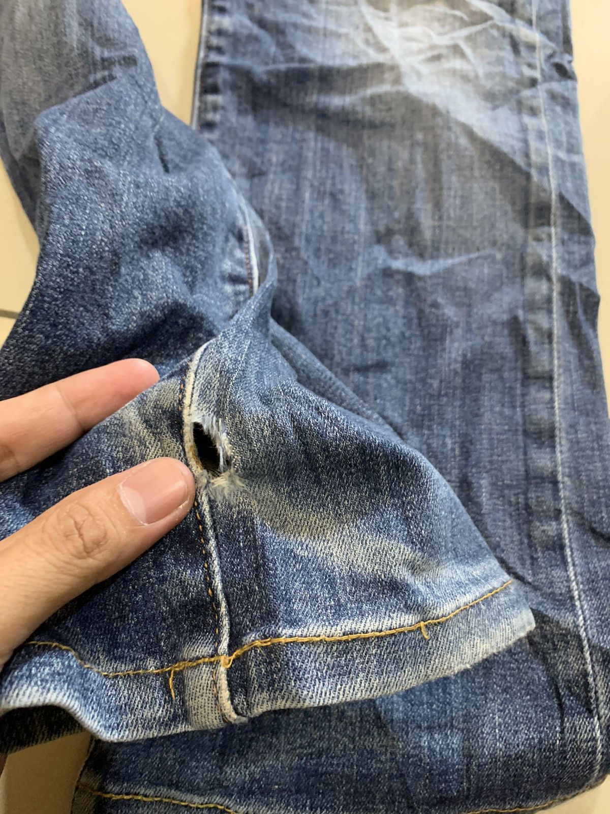 Levi's DISTRESSED LEVI'S JEANS Size US 32 / EU 48 - 8 Thumbnail