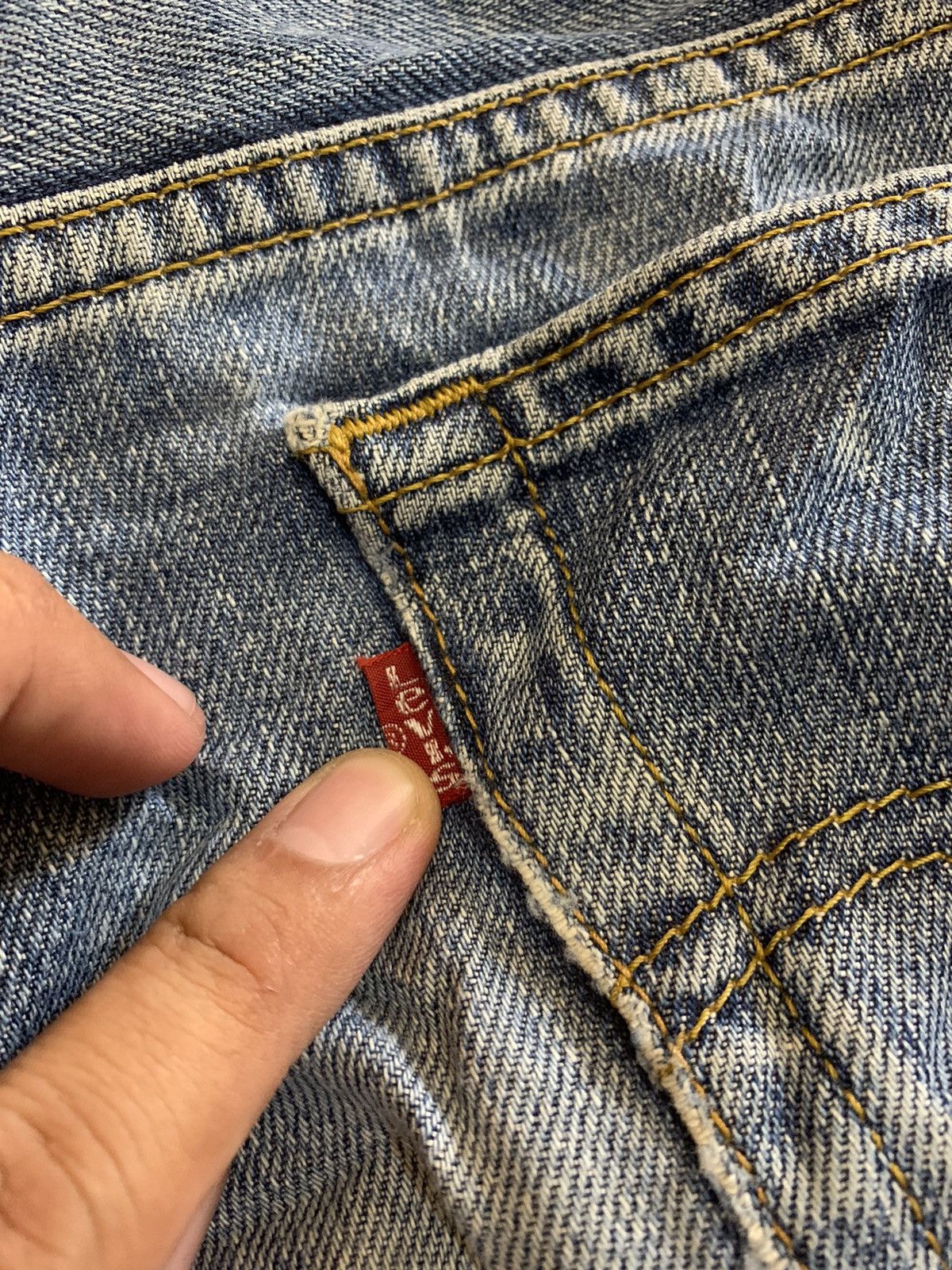 Levi's Vintage Clothing DISTRESSED LEVIS 1990s JEANS Size US 29 - 4 Thumbnail