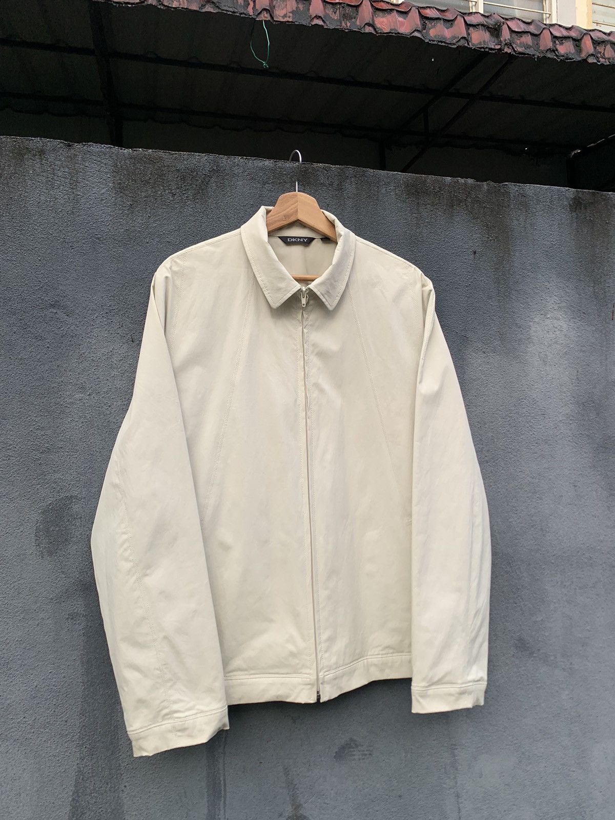DKNY 👹DKNY Detroit Style White Jacket Size US L / EU 52-54 / 3 - 3 Thumbnail